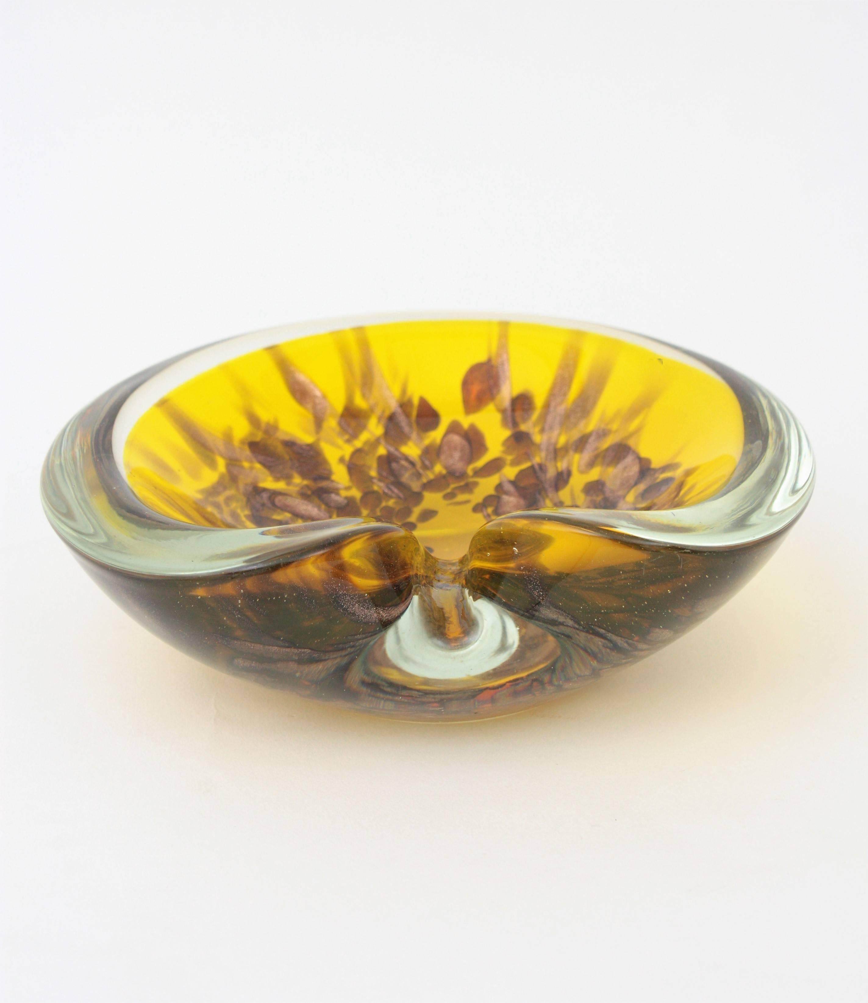 Fratelli Toso Murano Copper Aventurine Yellow Italian Art Glass Bowl / Ashtray 1