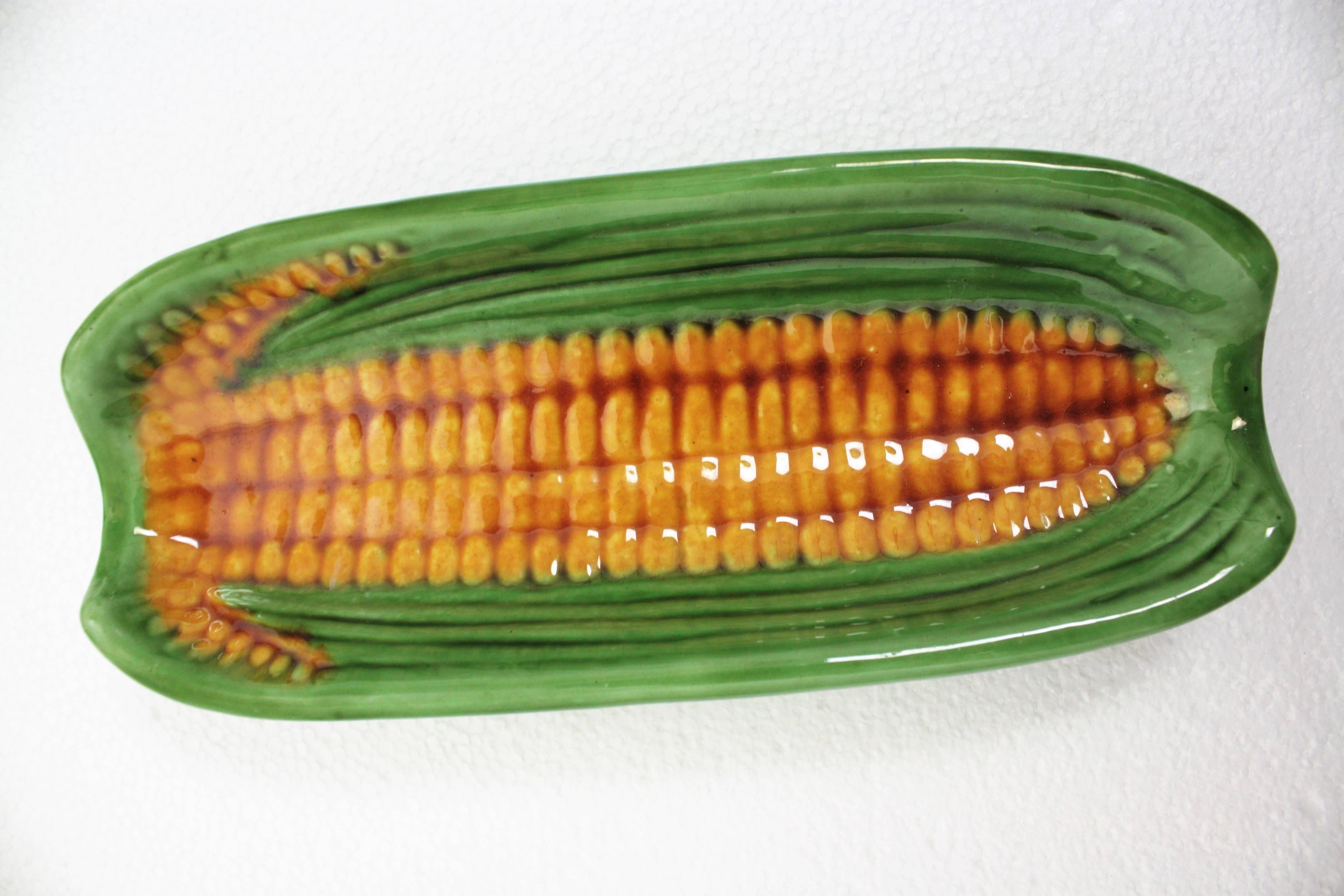 Set of Six Glazed Ceramic Corn on the Cob Dishes, Portugal, 1960s In Excellent Condition In Barcelona, ES