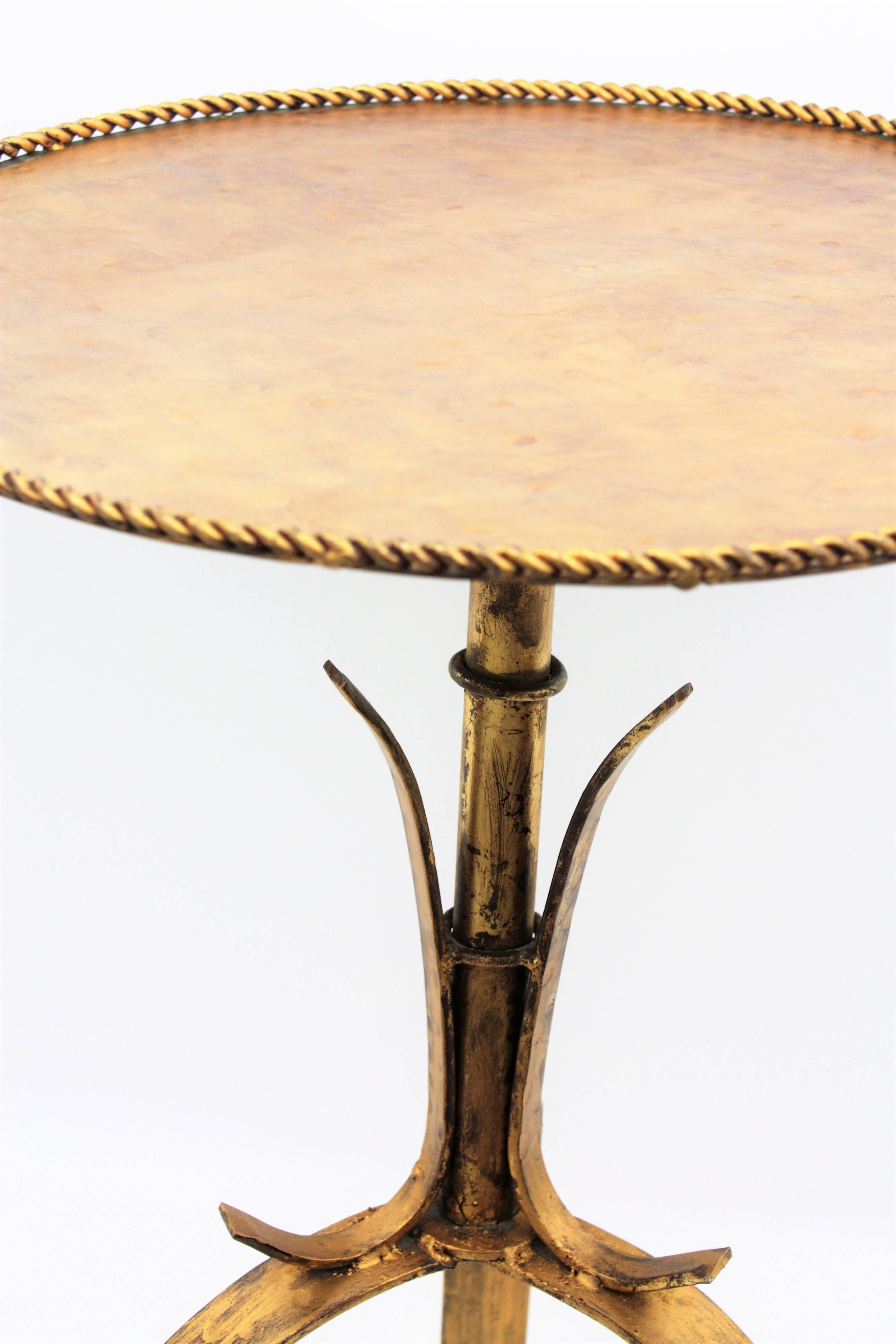 Mid-Century Modern Spanish Mid-20th Century Hand-Hammered Gilt Iron Gueridon Table