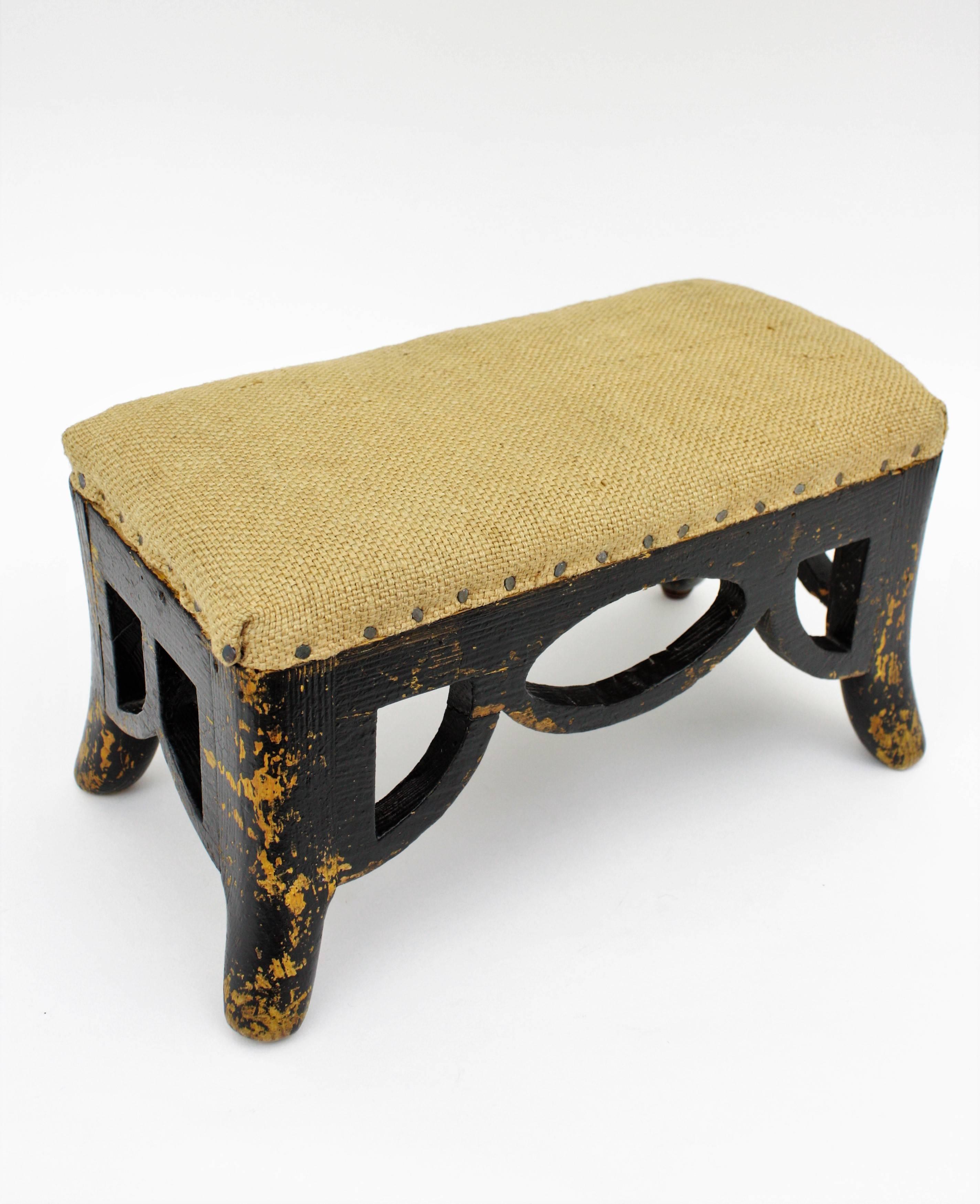 Stool or Vanity Jewelry Stand, Small Scale In Excellent Condition For Sale In Barcelona, ES