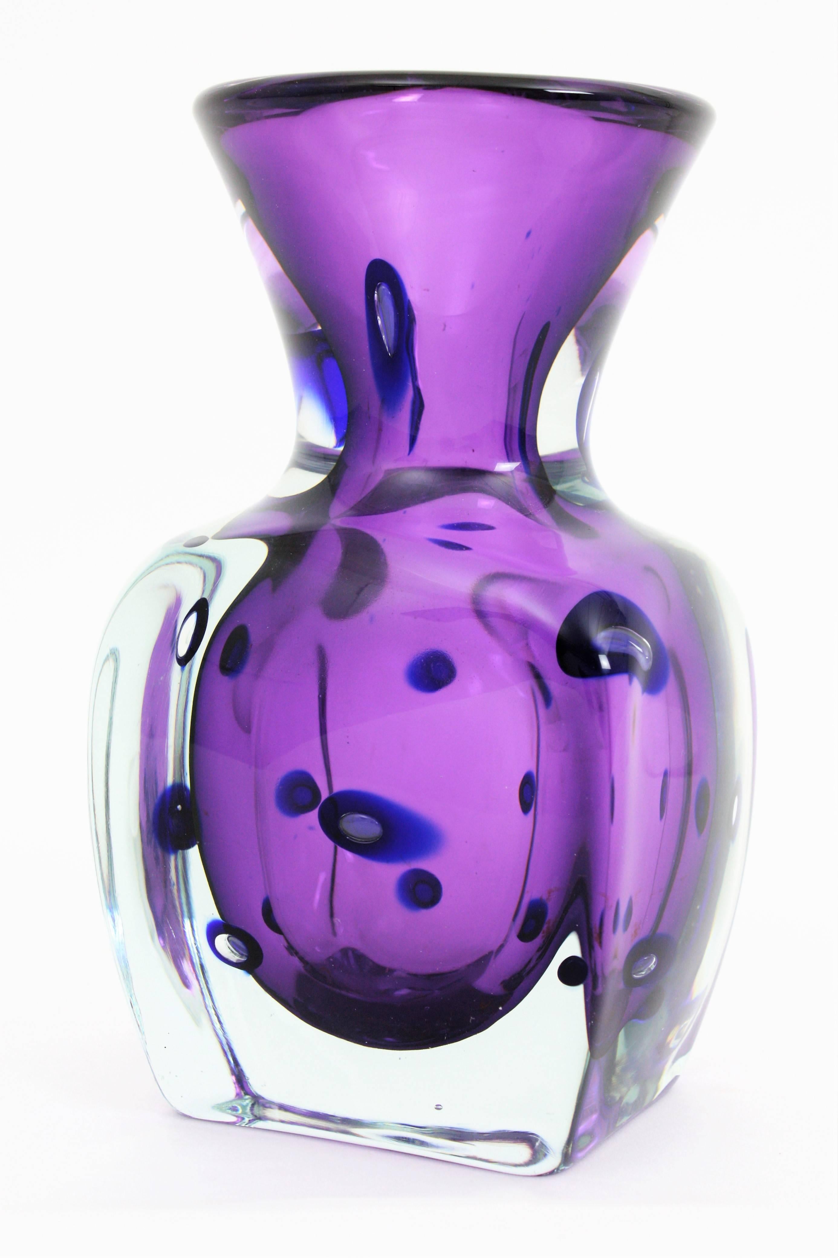 Italian Archimede Seguso Occhi Purple & Blue Controlled Bubbles Art Glass Bottle Vase