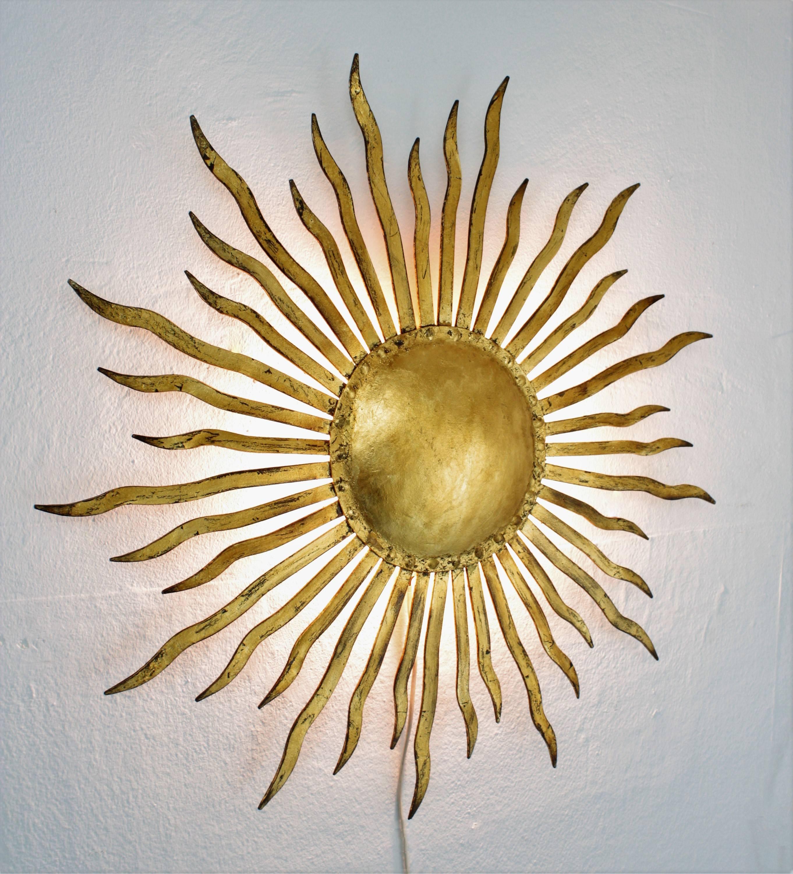 Spanish 1950s Brutalist Hand-Hammered Gilt Iron Sunburst Wall Light 2