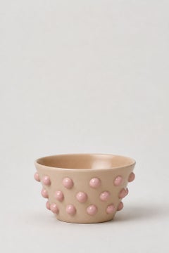 Nubo Beige Skulpturale Schale aus Steingut, Zeitgenössisches Design