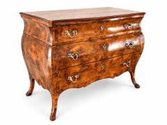 Circa 1920 Italian Rococo-Style Burl Walnut Bombé Commode