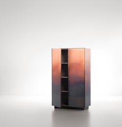 De Castelli, mobile a scaffali, design in rame ossidato sfumato, interni in rovere, Italia