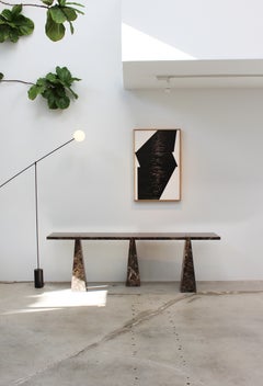 Mesa consola de mármol marrón, Emperador oscuro, Angelo Mangiarotti, Agapecasa, Italia