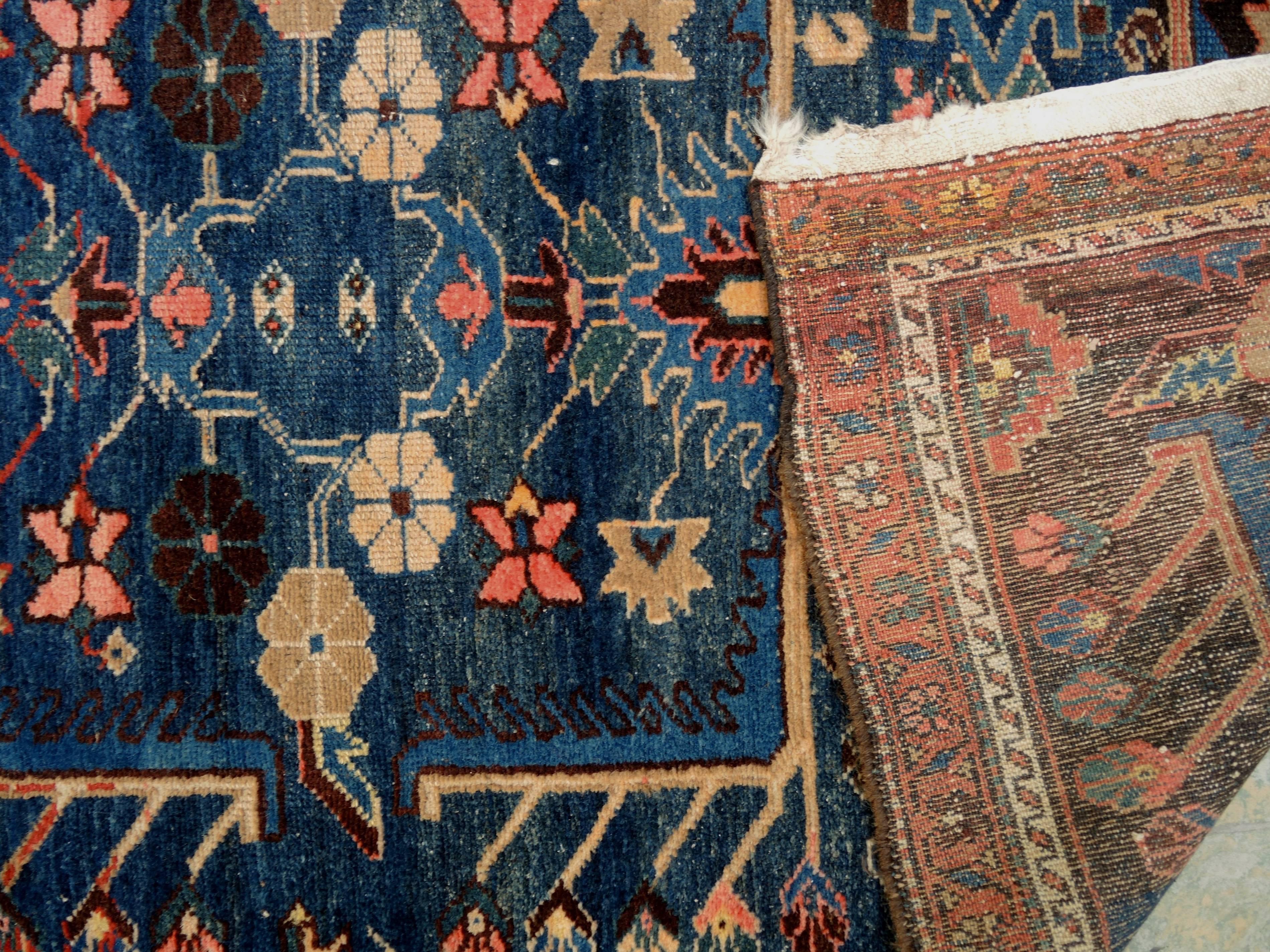 Small Persian Carpet in Deep Blue and Wine Colors, circa 1900 In Good Condition In Antwerp, BE