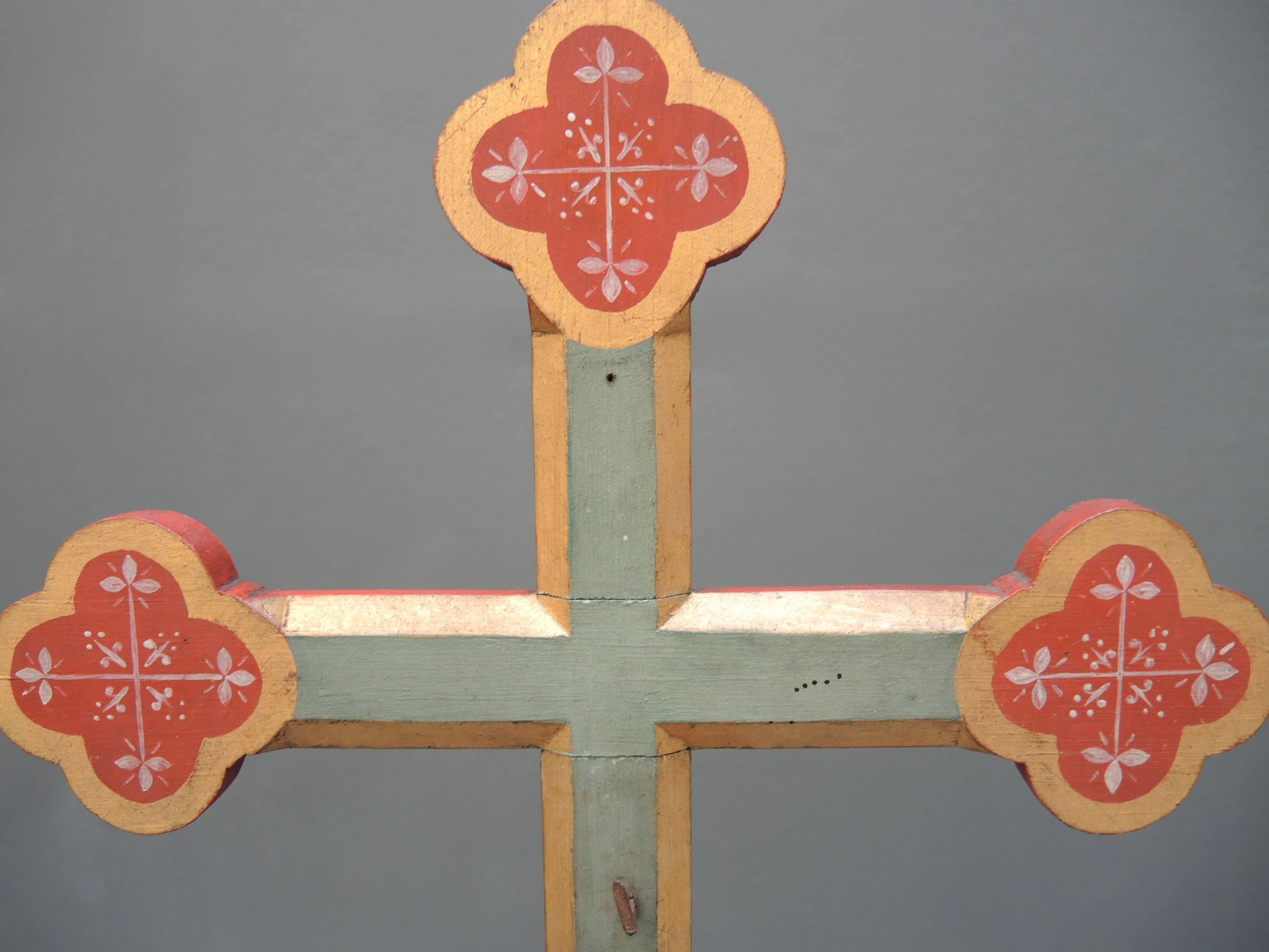 19th century Lithuanian painted pine cross retaining the original red, green and gold paint.
A lovely and colorful centrepiece.