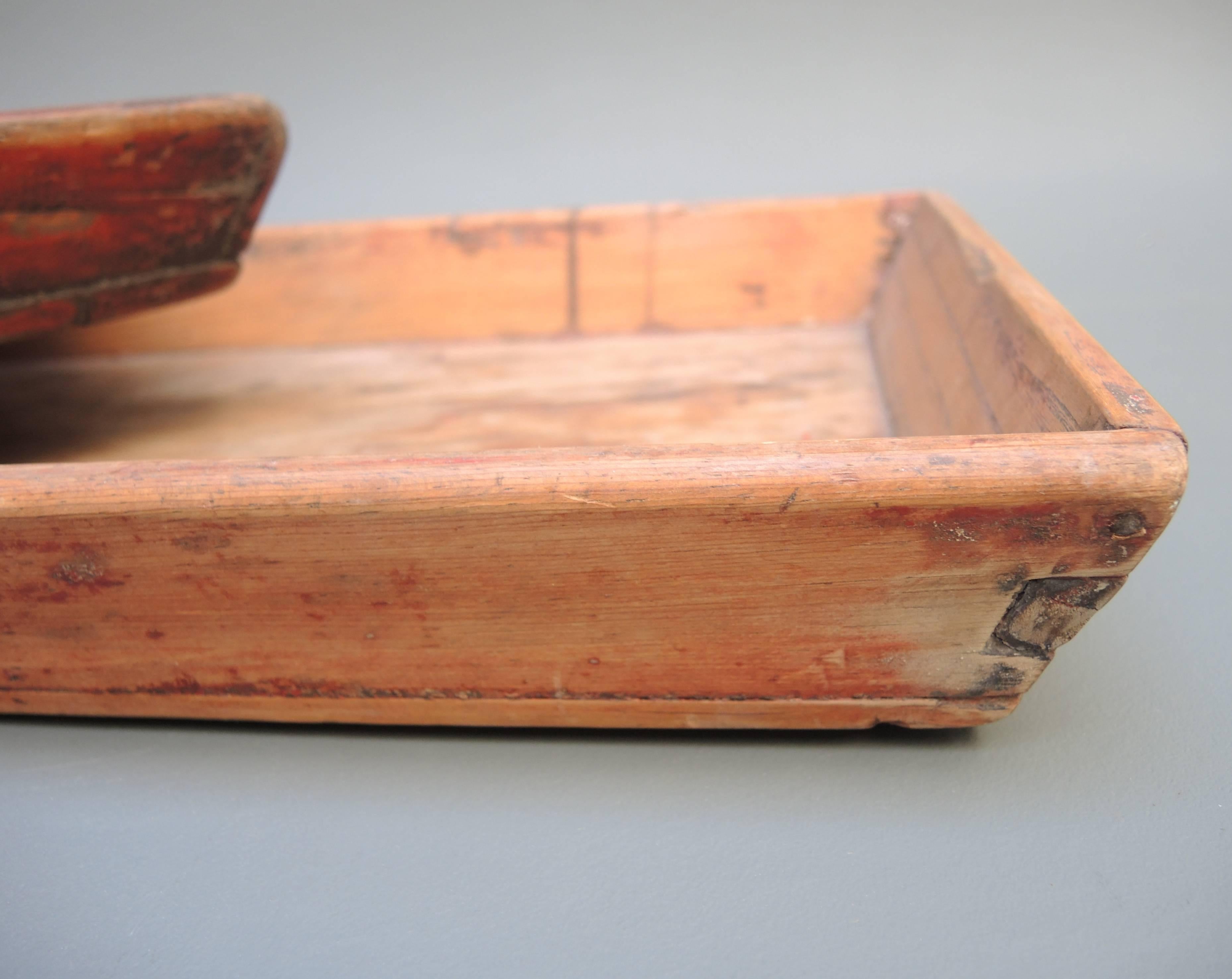  Antique Chinese Provincial Wood Trays with Worn Red Paint In Good Condition In Antwerp, BE