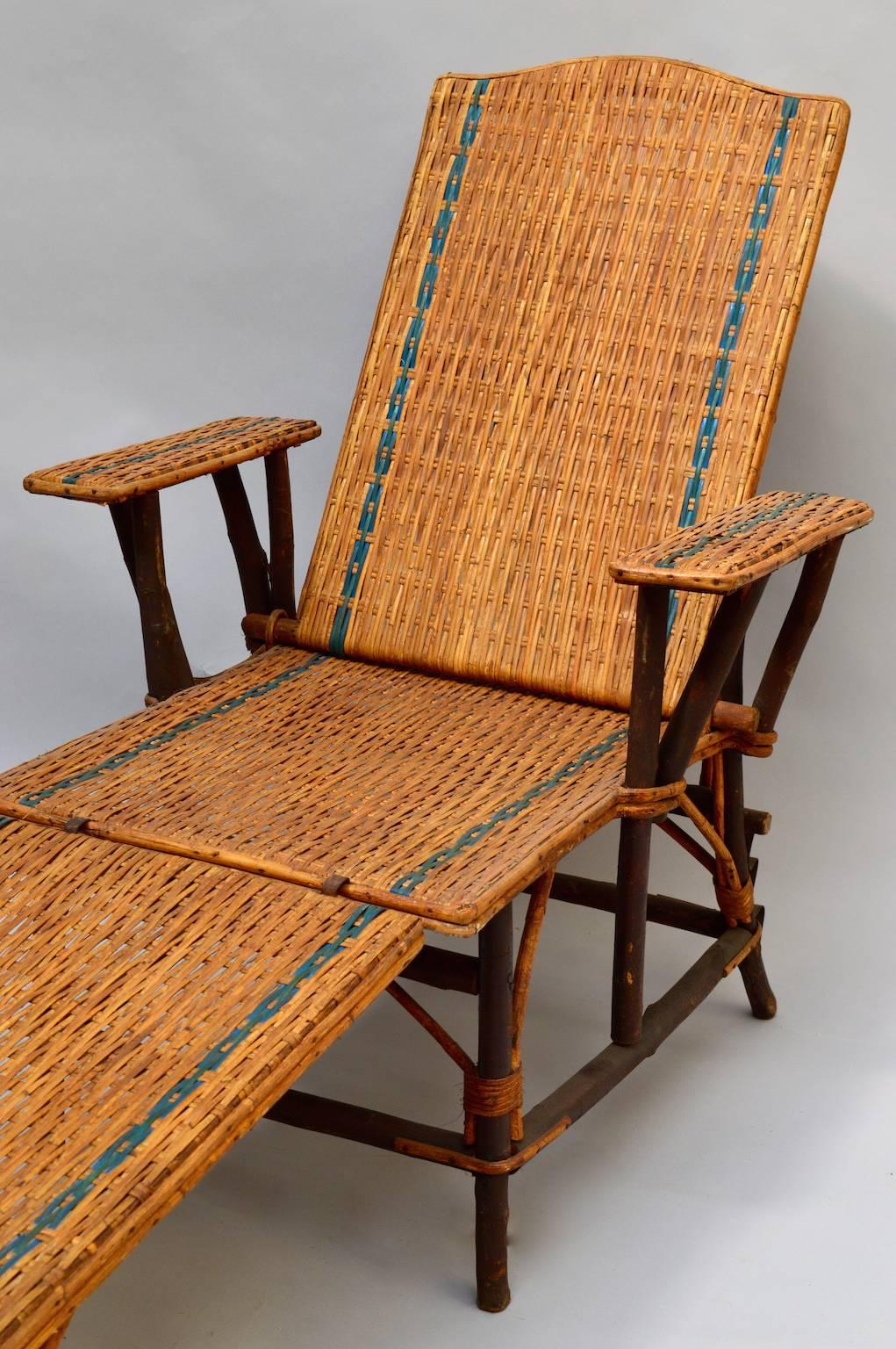 Vintage French Woven Rattan Wicker Lounge Chair In Good Condition In Antwerp, BE