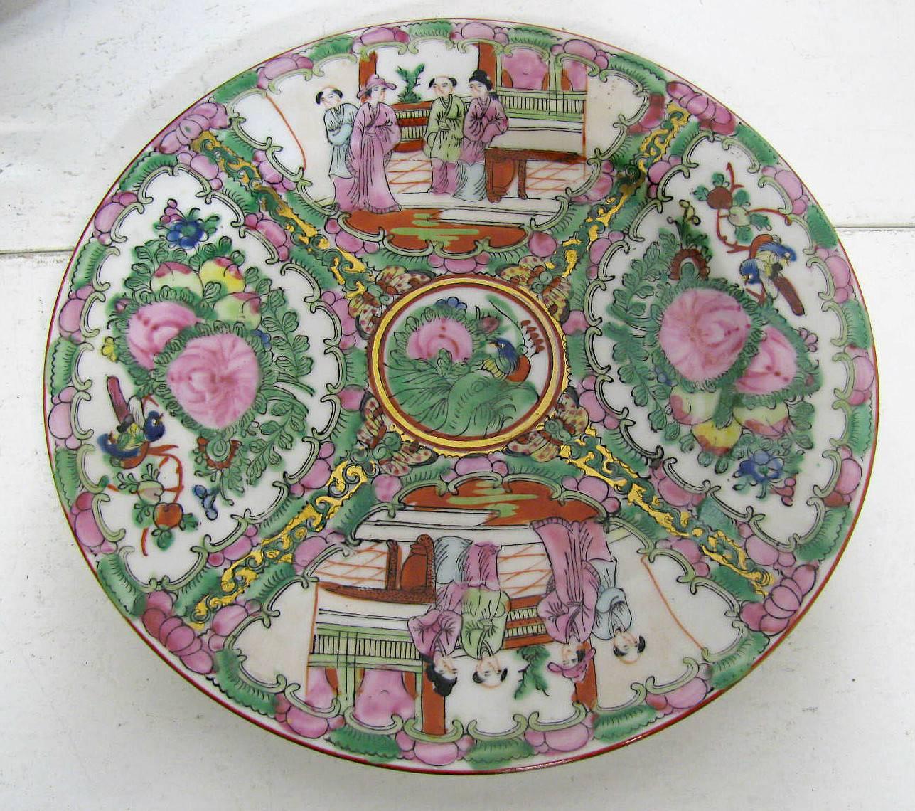 20th Century Vintage Chinese Export Rose Medallion Jardiniere Cachepot with Underplate
