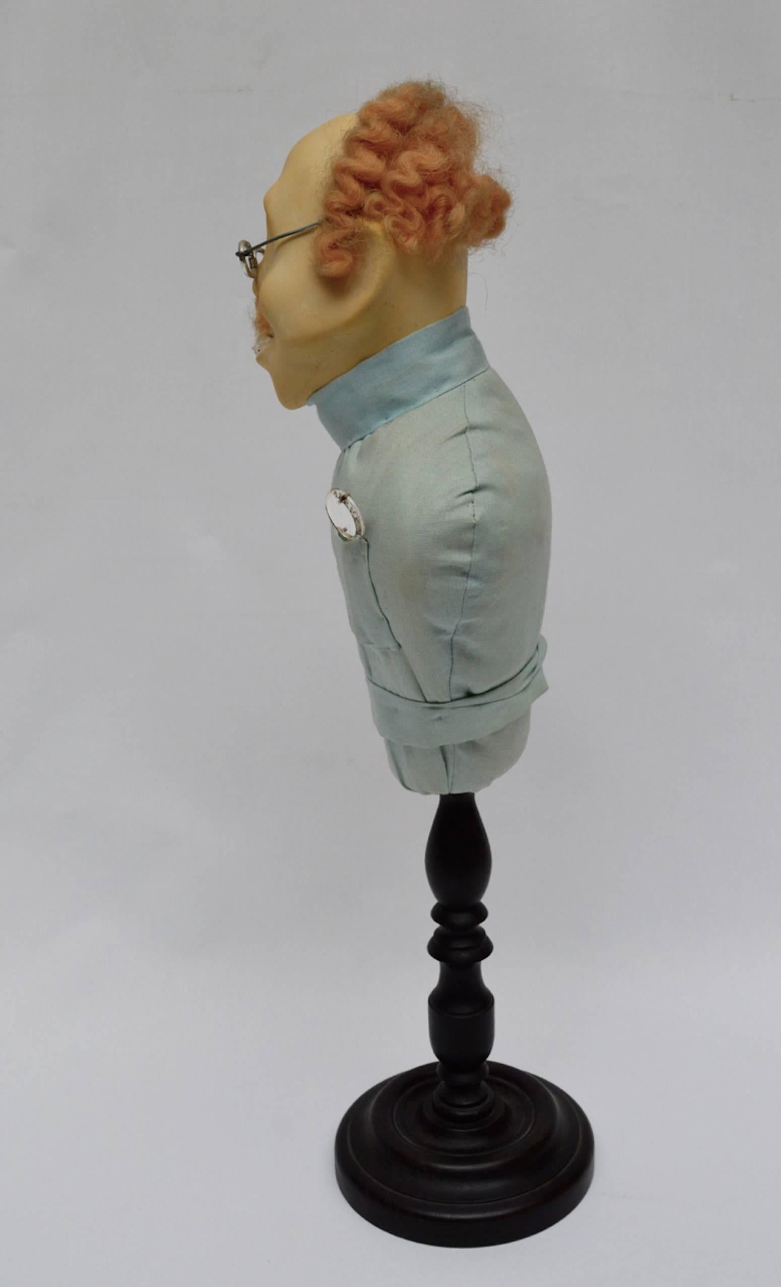 Very Unusual 1940s Model of a Creepy Dentist In Good Condition In Antwerp, BE