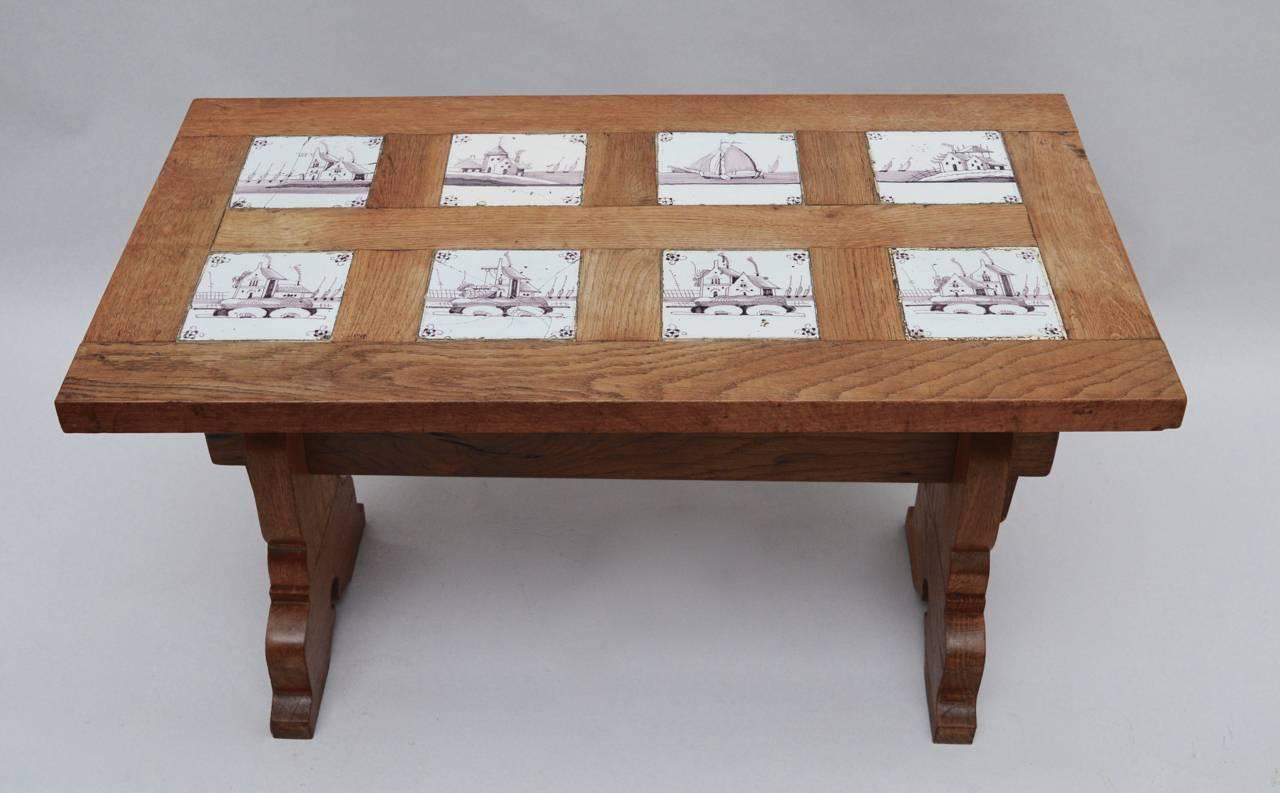 Vintage Dutch Oak Coffee Table inset with Early 19th Century Delft Tiles (Barock) im Angebot