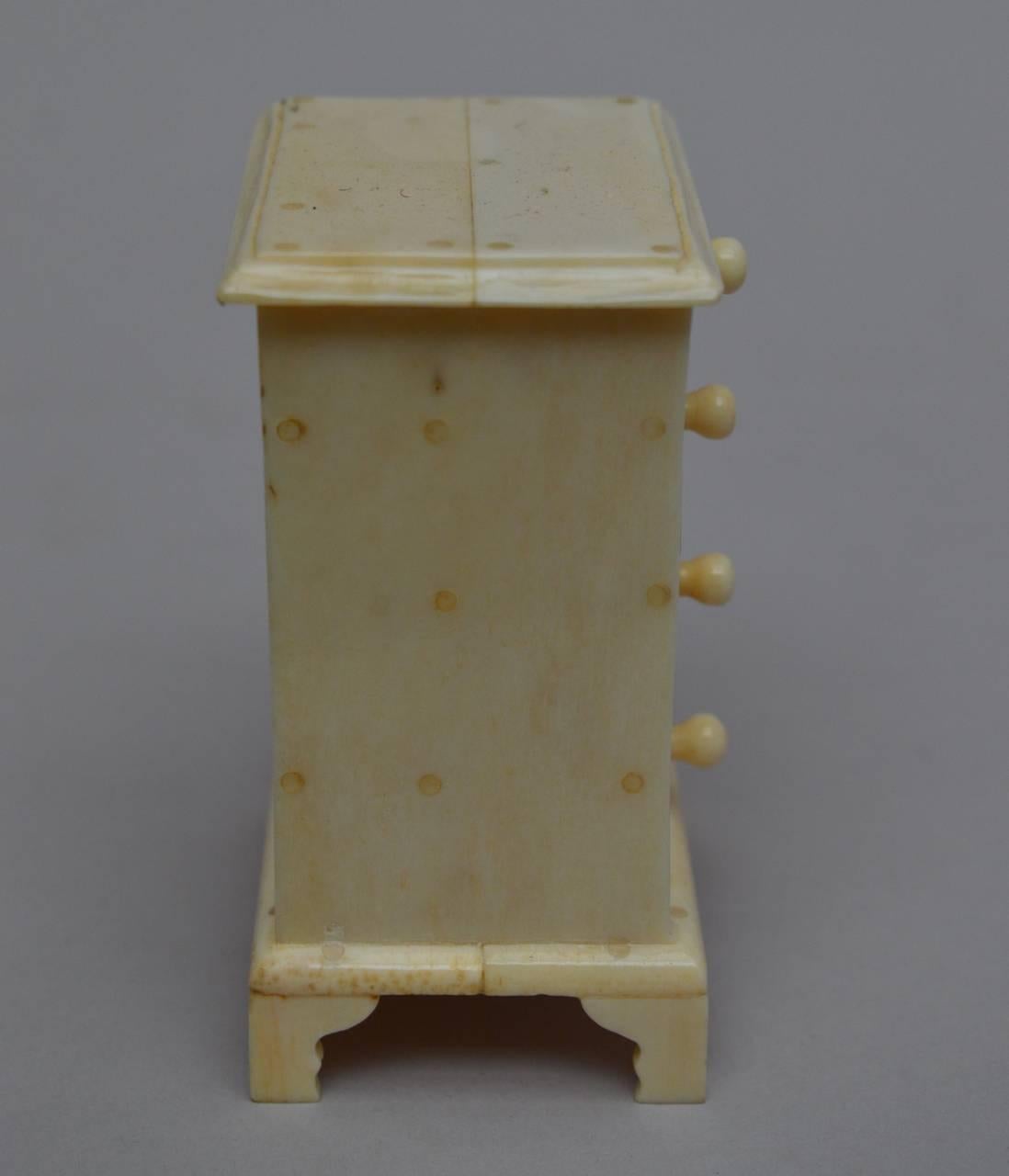 Chippendale Circa 1890-1900 Miniature Colonial  Anglo-Indian Carved Bone Commode For Sale