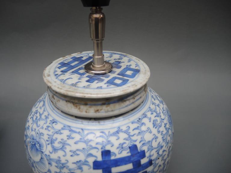 Pair Of Antique Chinese Blue And White Porcelain Ginger Jar Lamps At Pair Of Antique Chinese Blue And White Porcelain Ginger Jar Lamps In Good Condition For