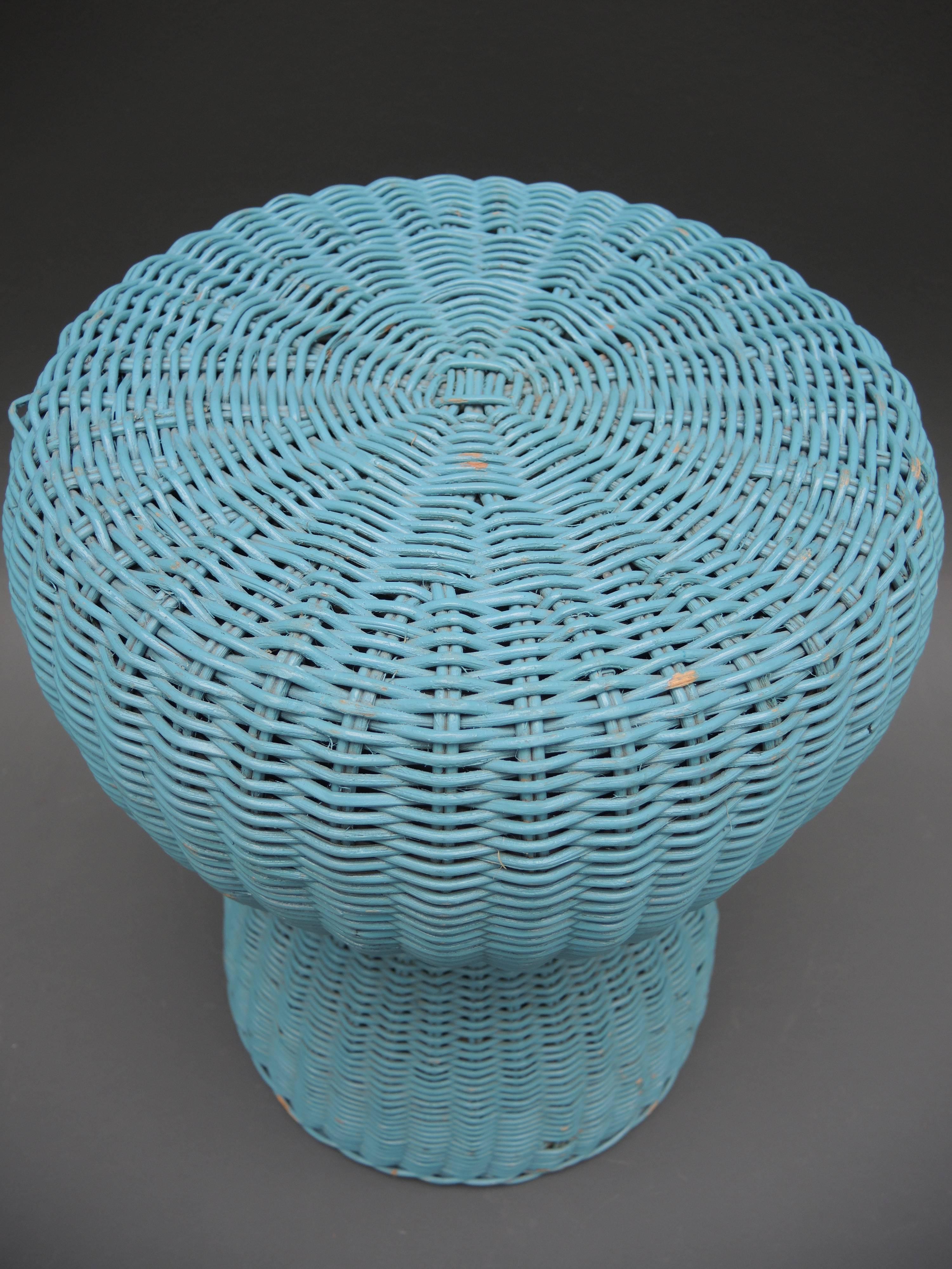 Very cool vintage French woven wicker side table retaining the original blue paint.
The size makes this the perfect piece to have around to use as a side table or as a stool when an extra seat is needed.