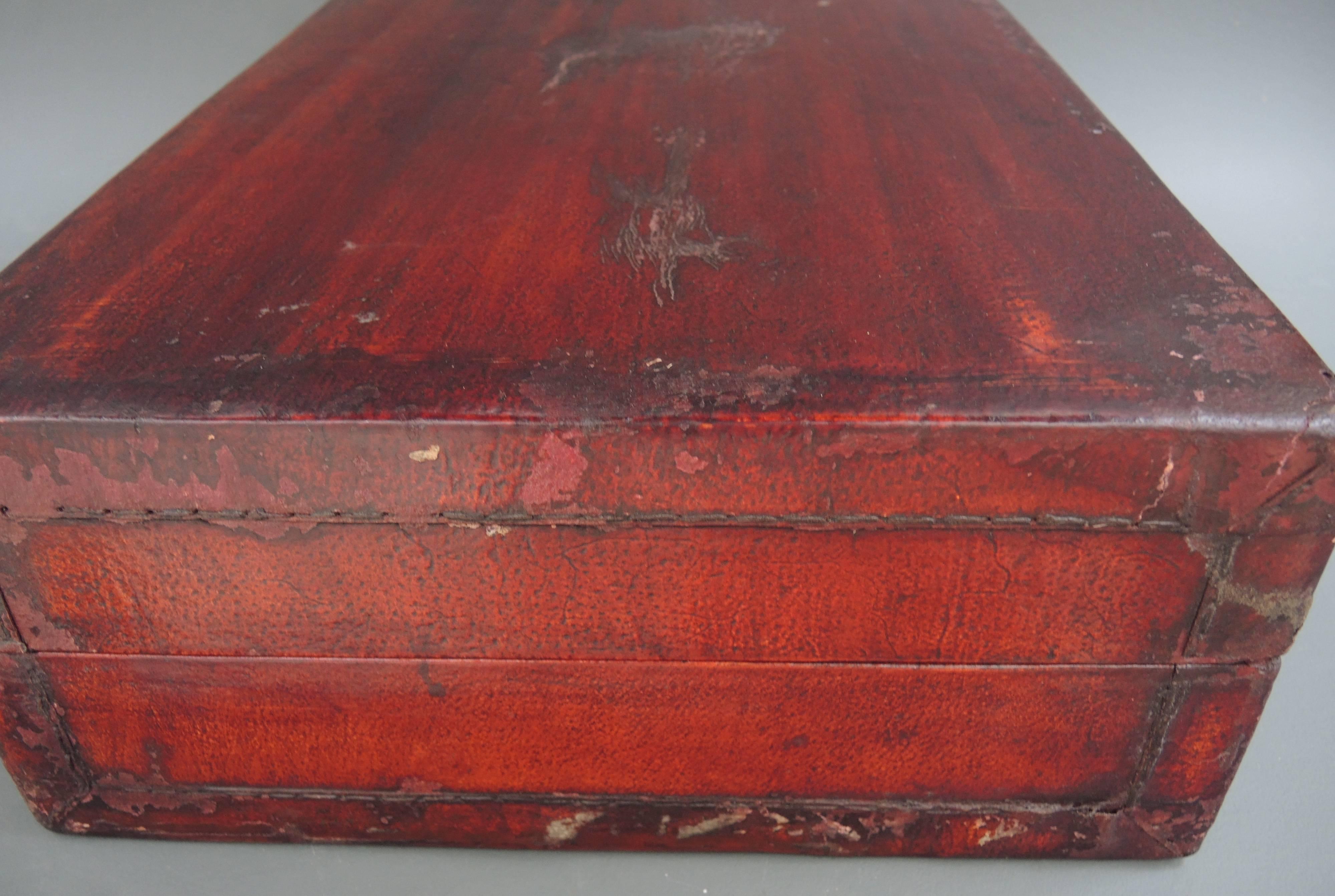 Antique Chinese Red Lacquered Wood and Goatskin Suitcase with Bronze Mounts 4