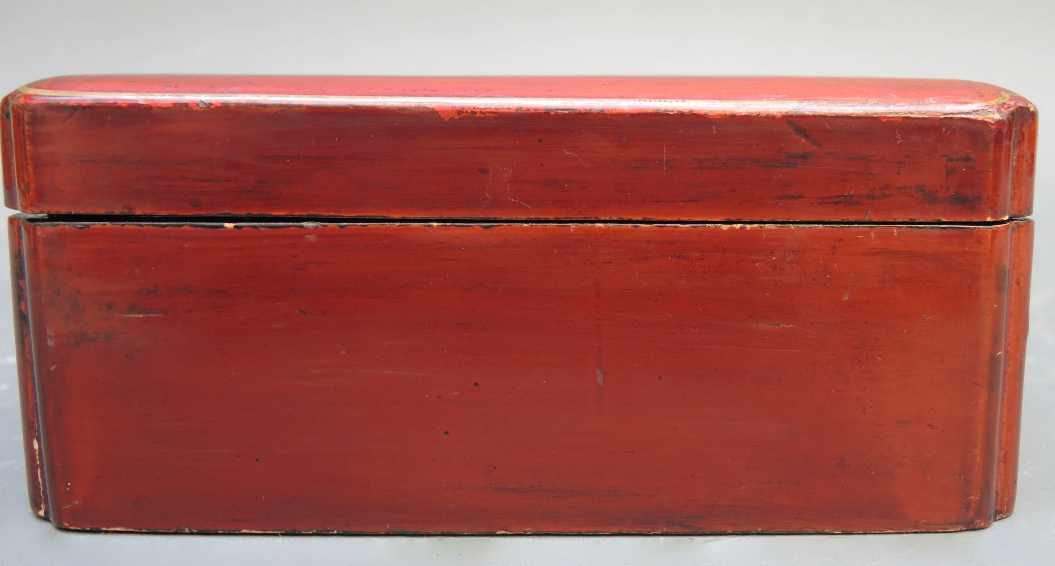 Japanese Burnt Orange Lacquered Box with Gold Painted Cranes 1