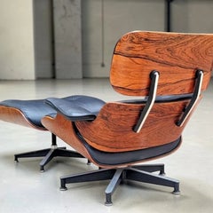 Poltrona Eames Lounge Chair & Ottoman di Herman Miller – Anni ’50, palissandro brasiliano - Nero