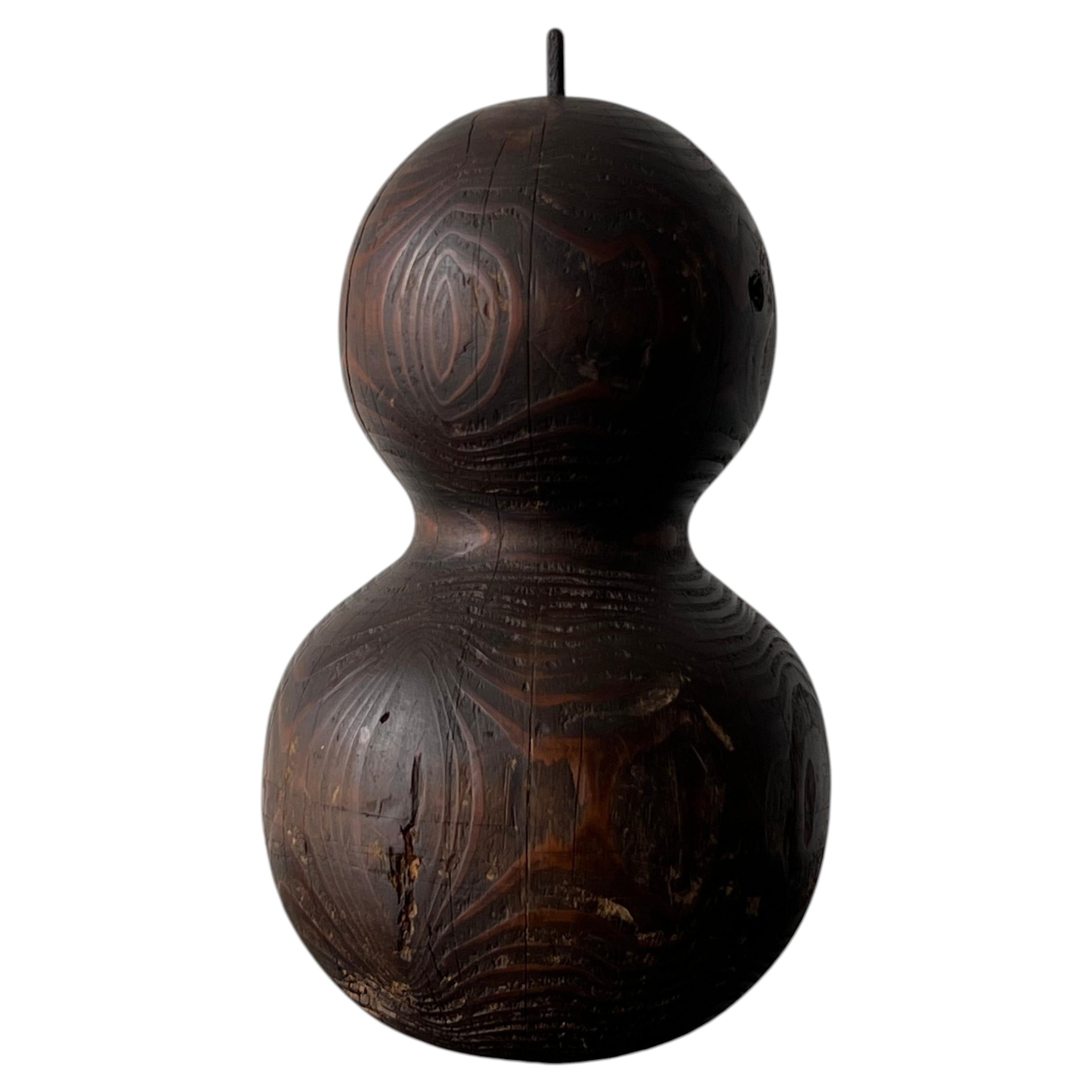 Sculpture japonaise antique en bois datant des années 1800 représentant un moule à gourde pour la fabrication de hariko · art populaire wabi-sabi