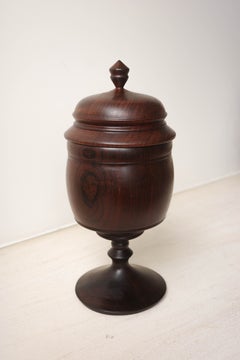 Brasilianisches, gedrechseltes Rosenholz-Gefäß mit Deckel aus der Mitte des 20. Jahrhunderts, 1970er Jahre