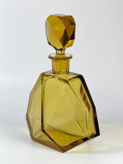 Art Deco Amber Glass Decanter, circa 1930s, Geometric Faceted Form, 9.8 in