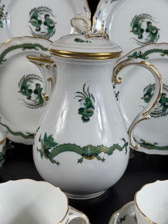 Meissen “Green Rich Court Dragon” 21-Piece Porcelain Coffee Service, 1.Wahl