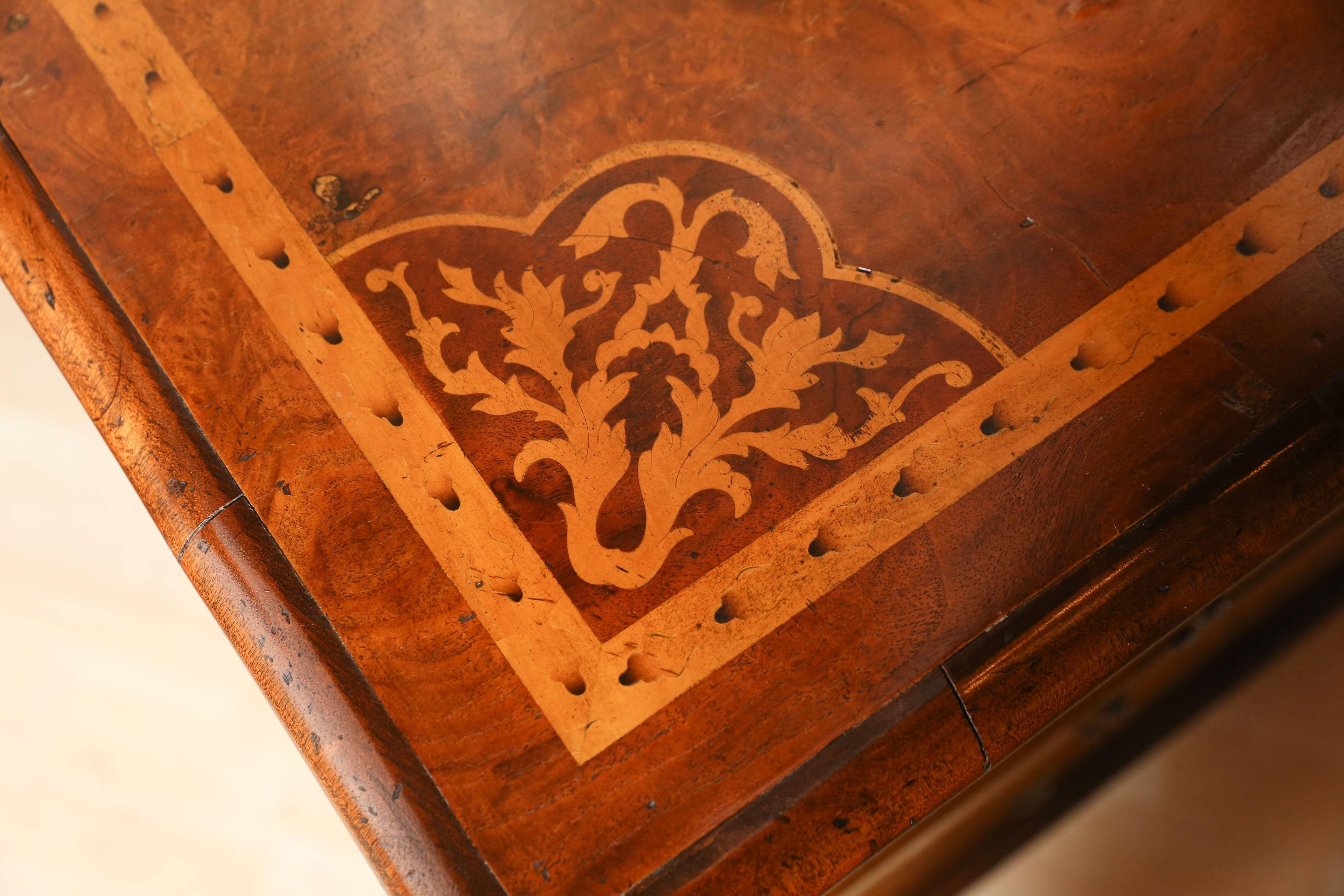 English 19th Century Walnut Queen Anne Chest with Seaweed Marquetry