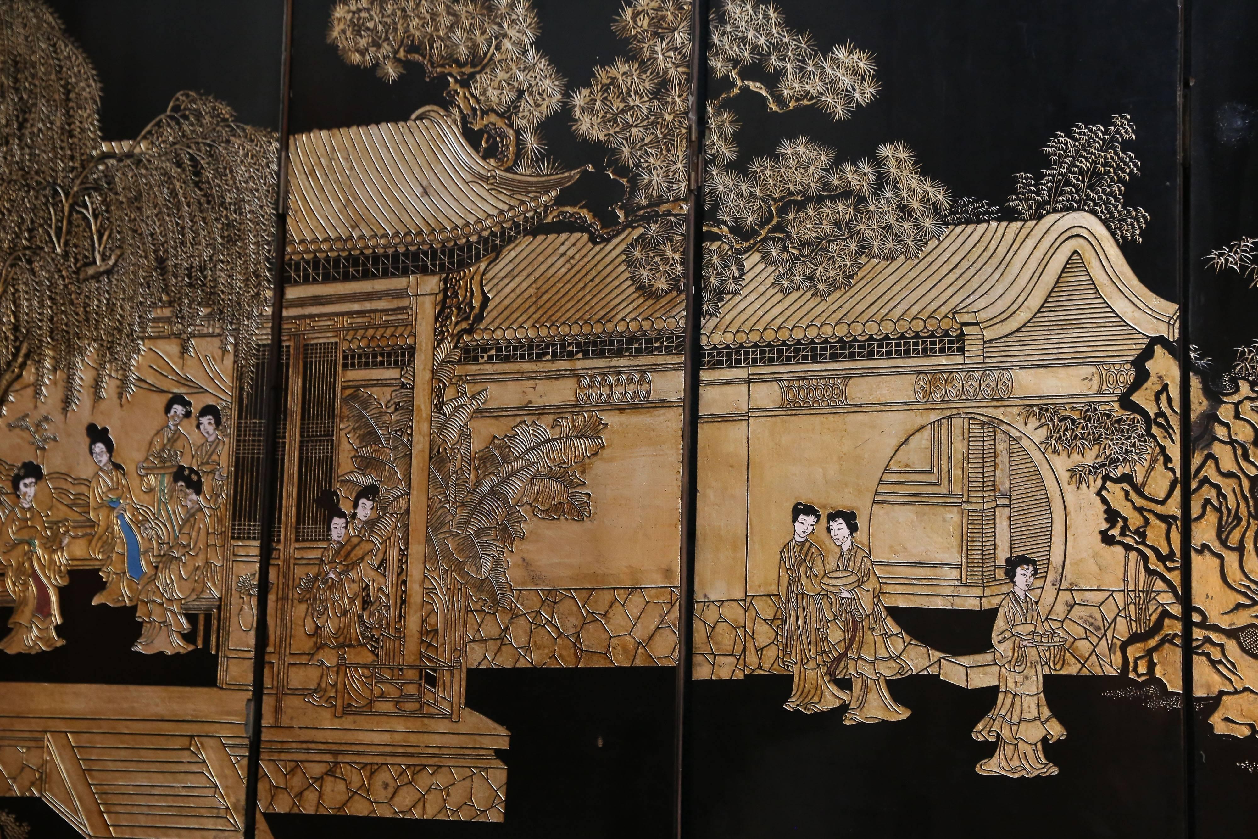 Eight-Panel Reversible Chinese  Qin Dynasty Coromandel Screen In Fair Condition For Sale In Houston, TX