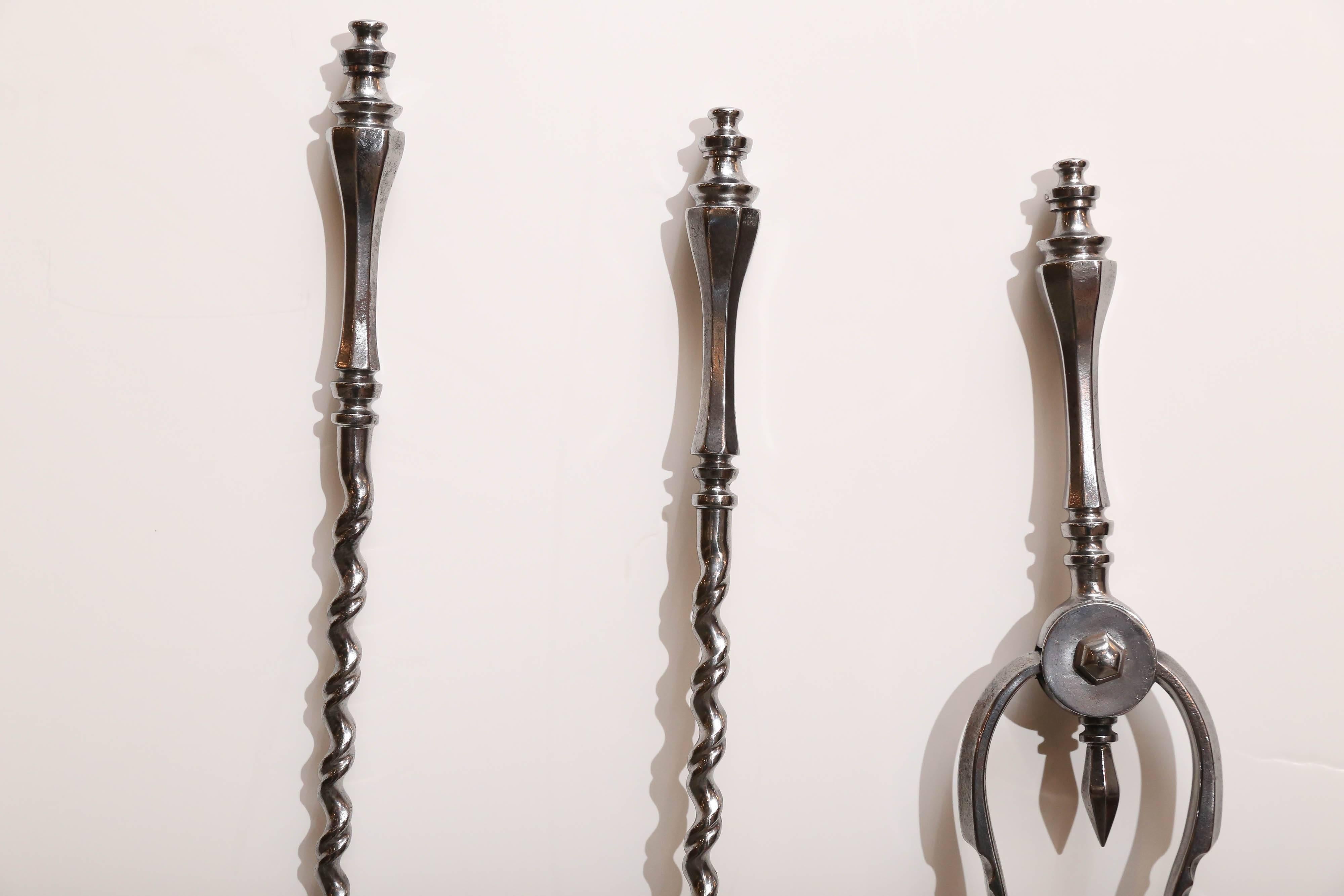 Georgian Three-Piece Set of 19th Century Polished Steel Fireplace Tools For Sale