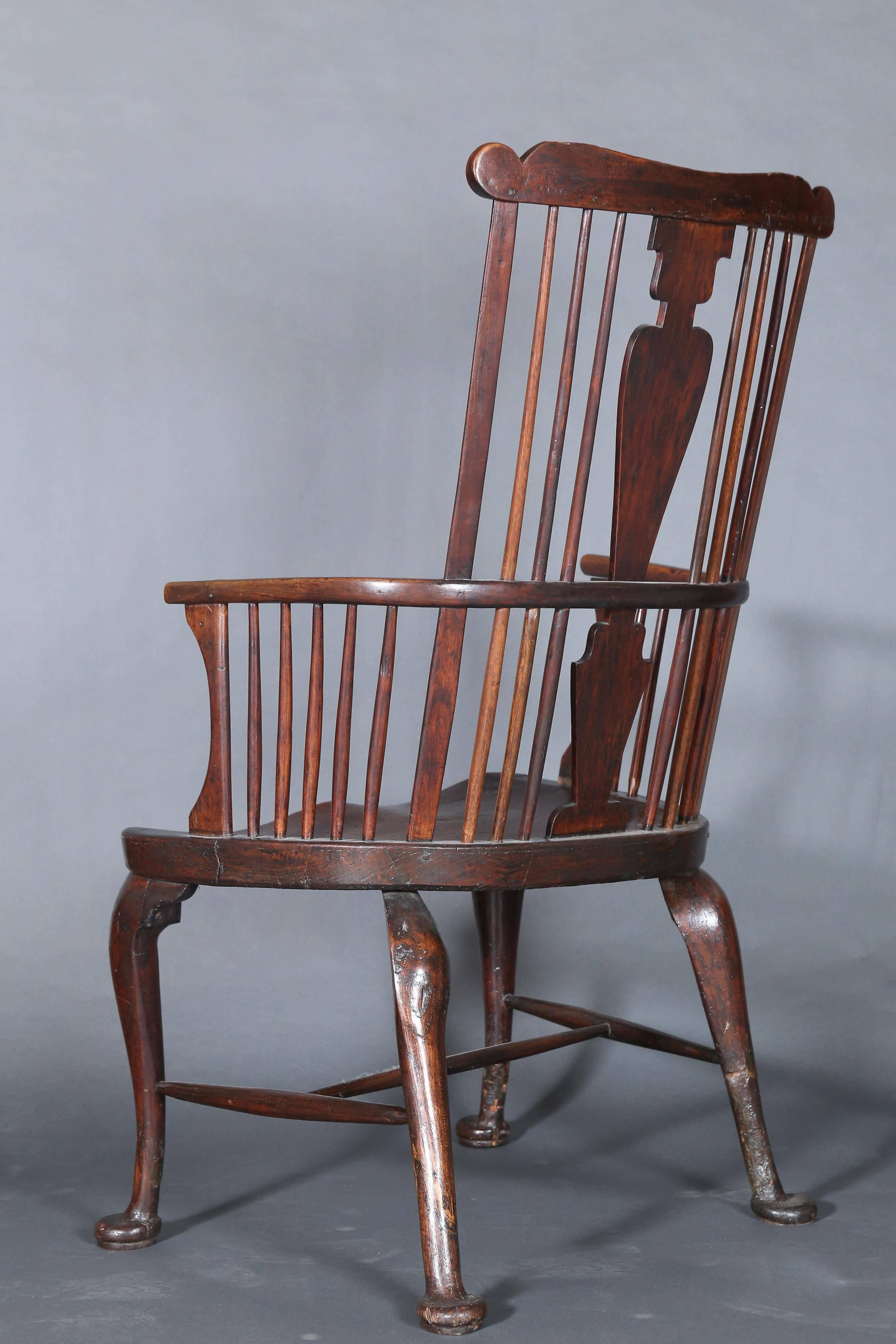 18th Century Primitive Welsh Oak Windsor Chair In Fair Condition In Houston, TX