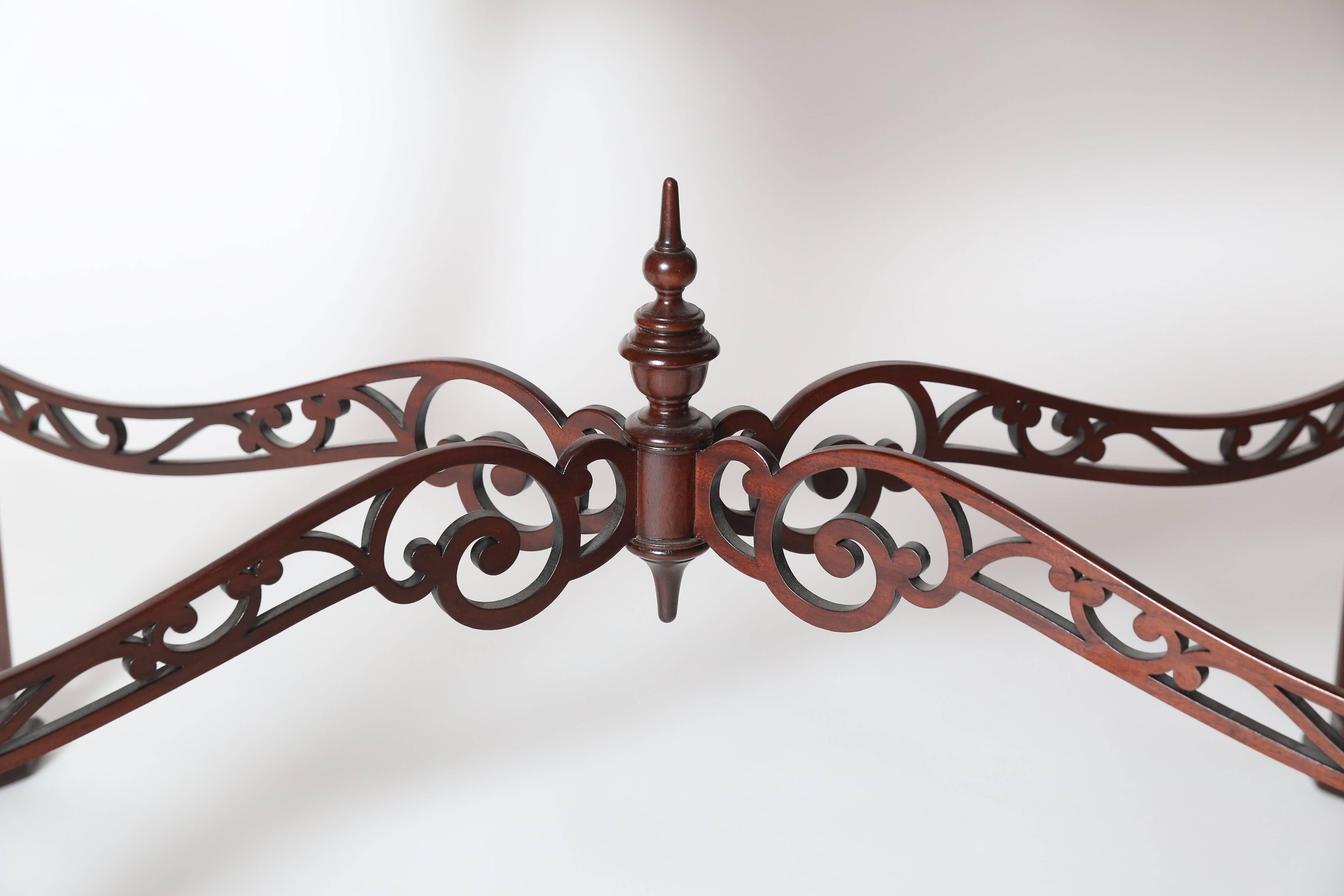 Delicately Detailed from Gallery top to legs with Finial center brace.

Perfect height for sharing tea or cocktails.


