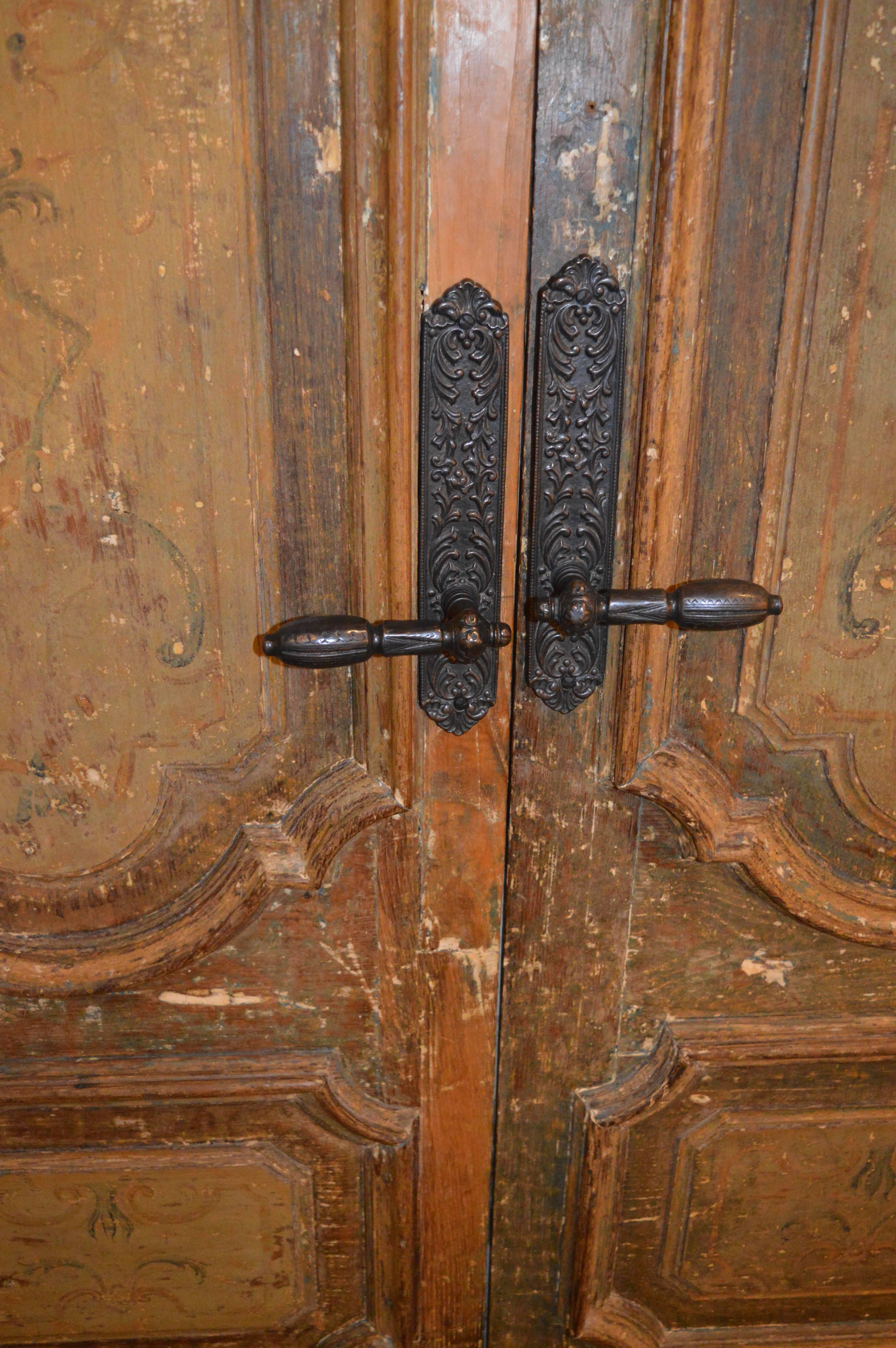 Pair of 18th Century Italian Doors Painted on Both Sides In Distressed Condition In Houston, TX