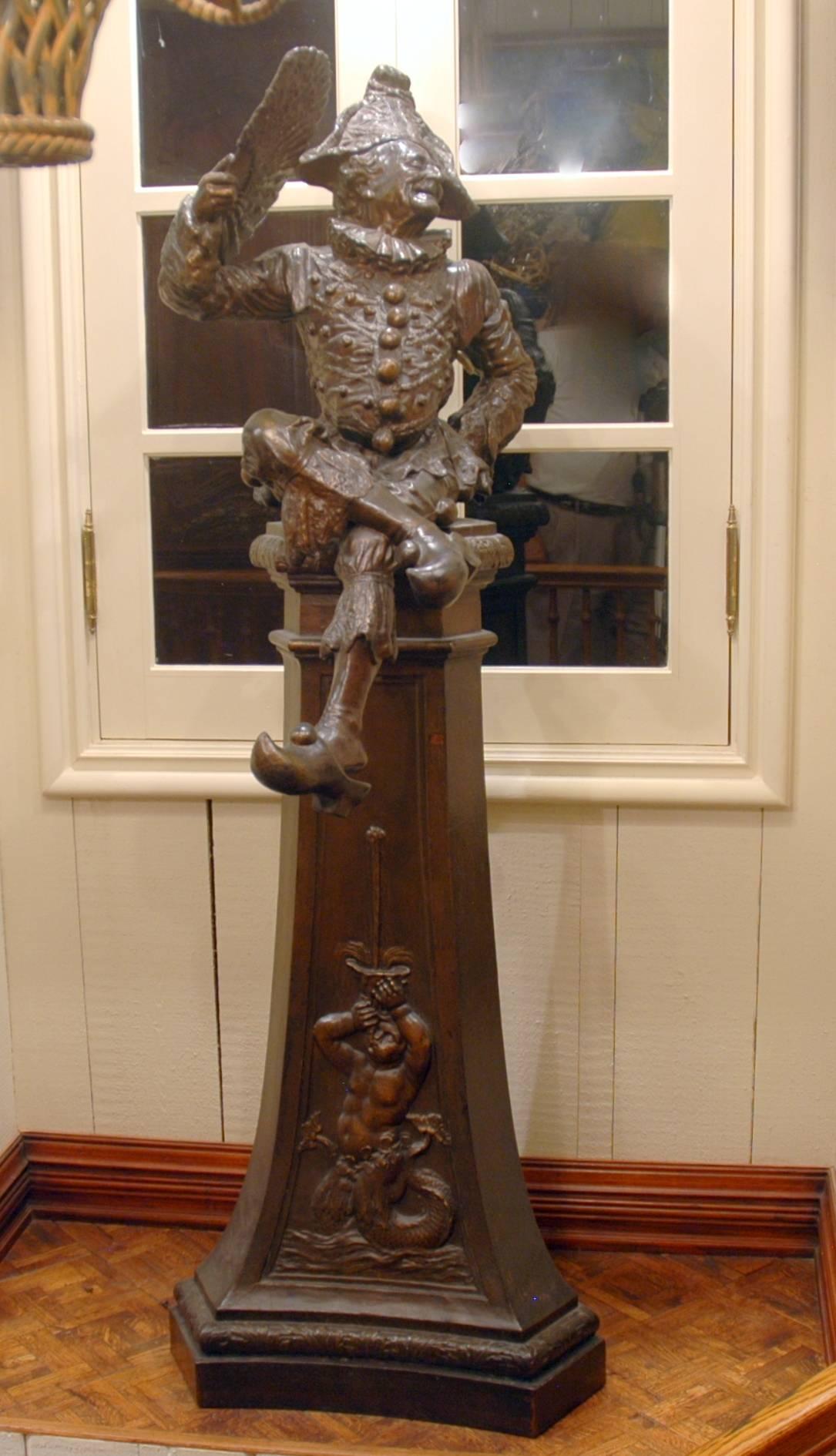 French 19th Century Cast Iron Court Jester 'Polinchinelle' Sculpture on Pedestal For Sale