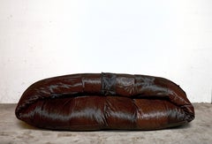 "Croissant" Sofa by Raphaël Raffel for the Parisian Maison Honoré