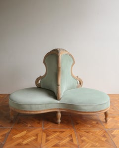 French Louis XV Style Conversation Borne Settee