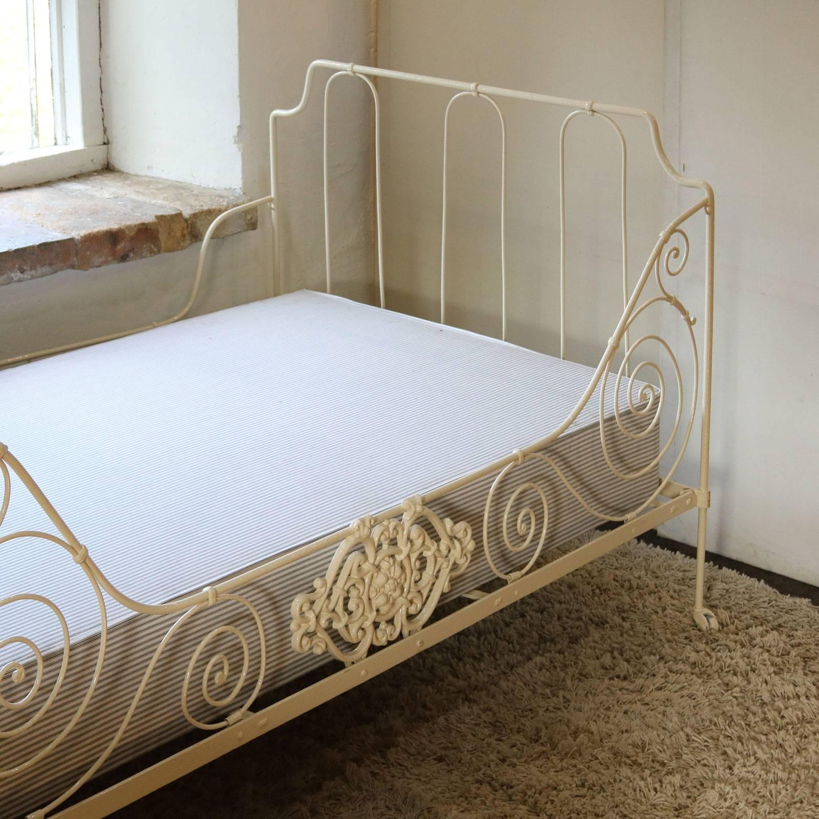antique iron daybed french