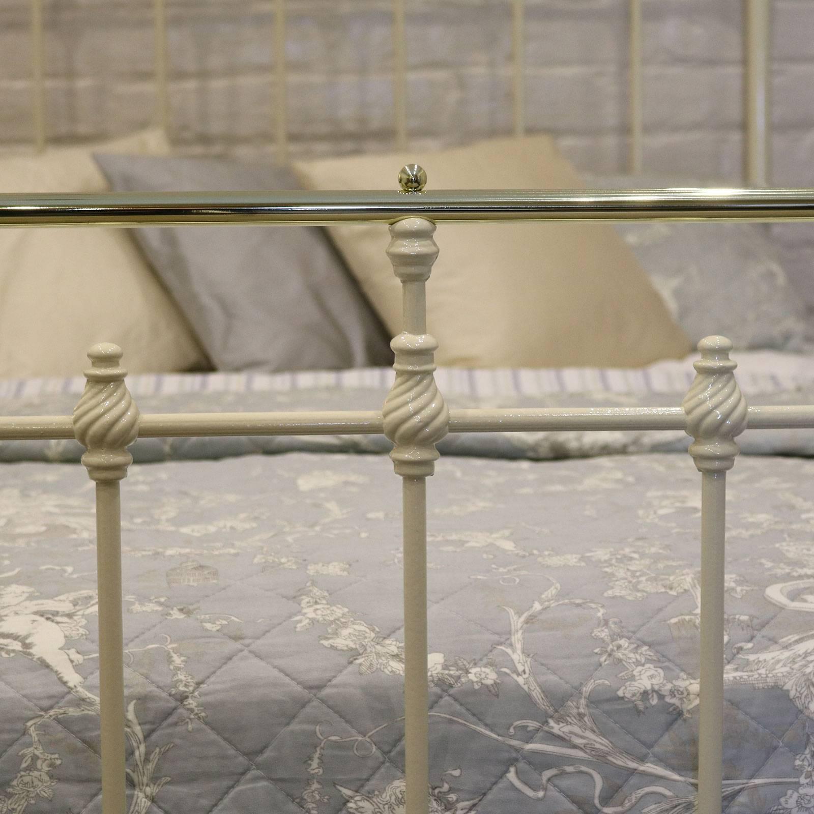 Cream Double Bed with Brass Decoration In Excellent Condition In Wrexham, GB