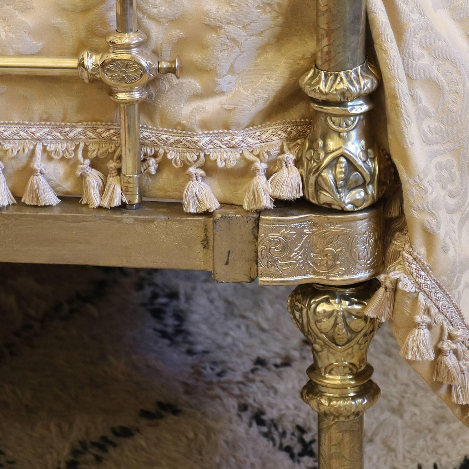 All Brass Wide Four Poster Bed with Song Bird Castings, M4P21 1