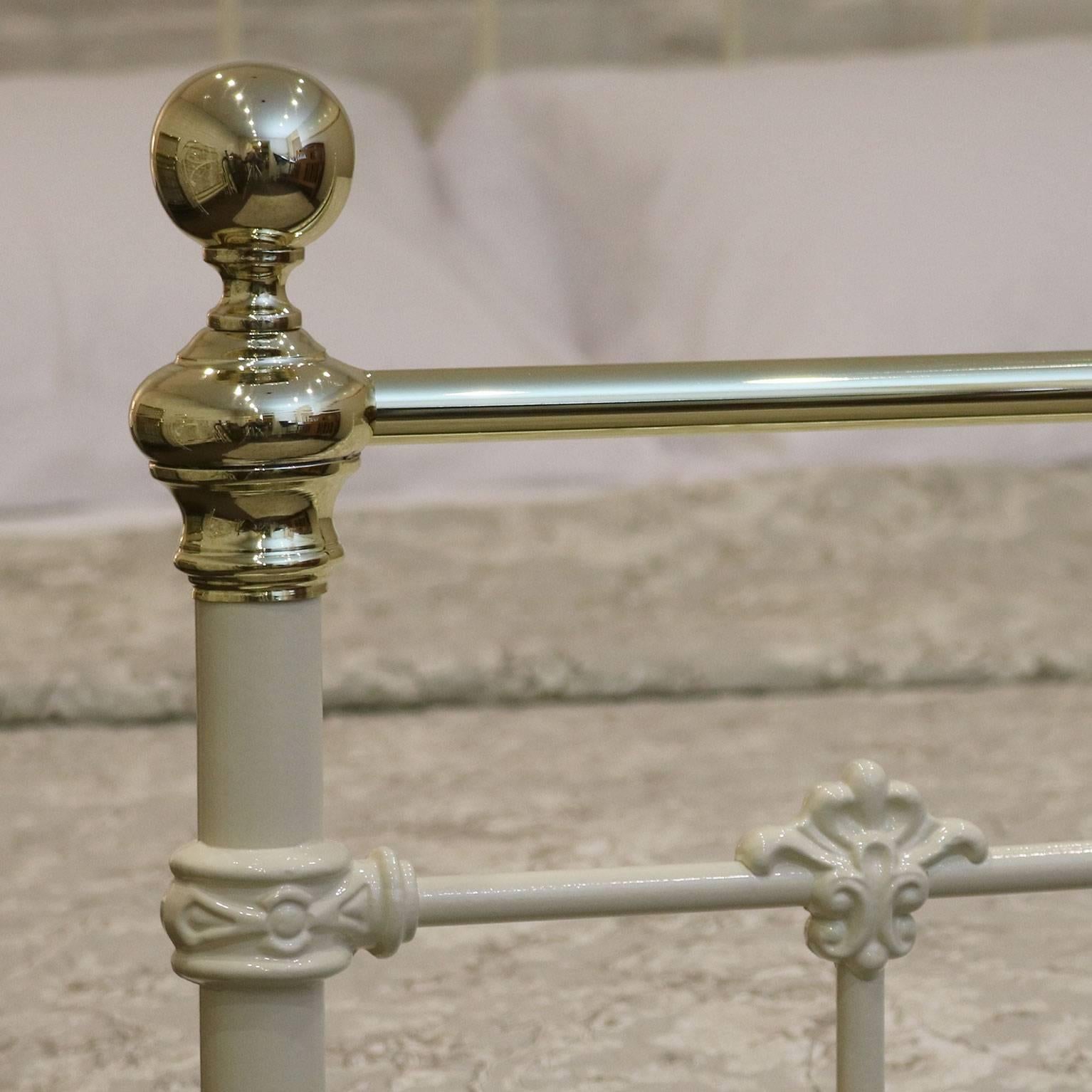 Cast Double Victorian Brass and Iron Bed in Cream MD47