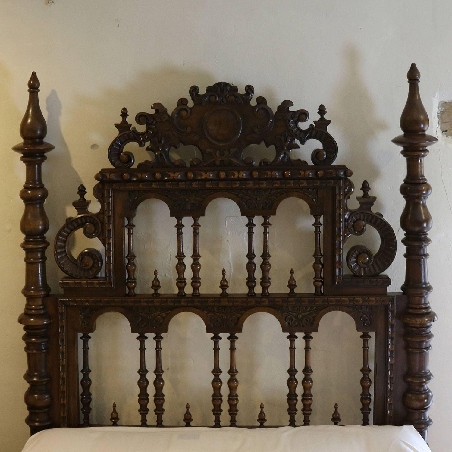 Matching Pair of Twin Portuguese Beds WP11 1