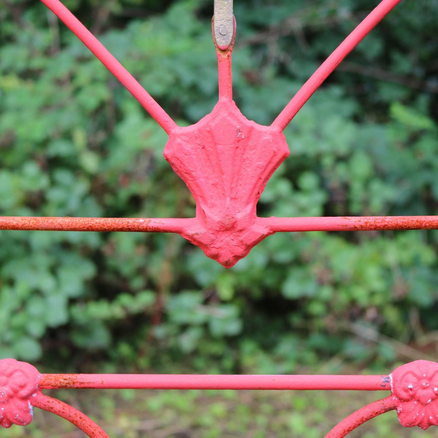19th Century Twin Pair of Cast Iron Platform Beds MU35