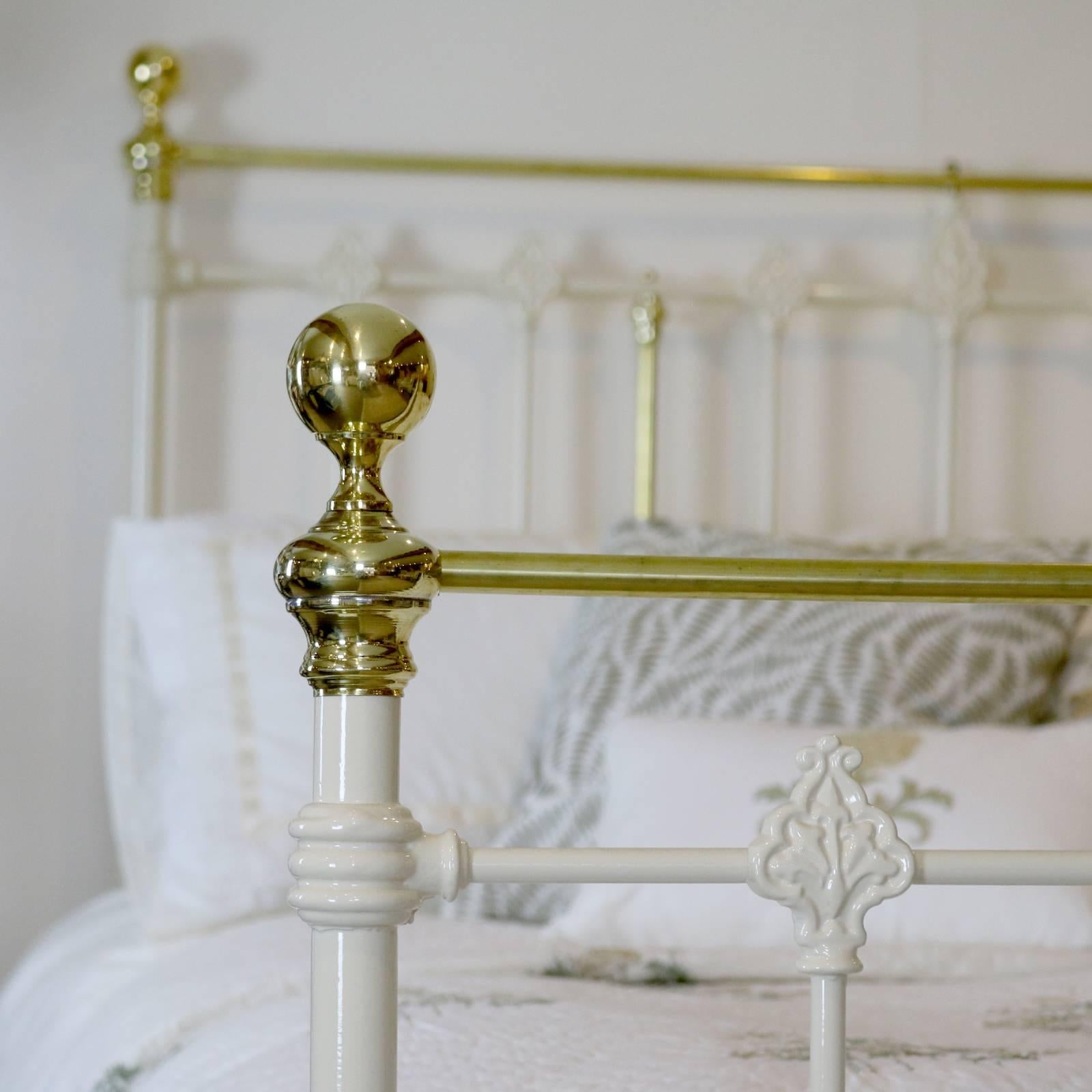 Wide Brass and Iron Bedstead in Cream In Excellent Condition In Wrexham, GB