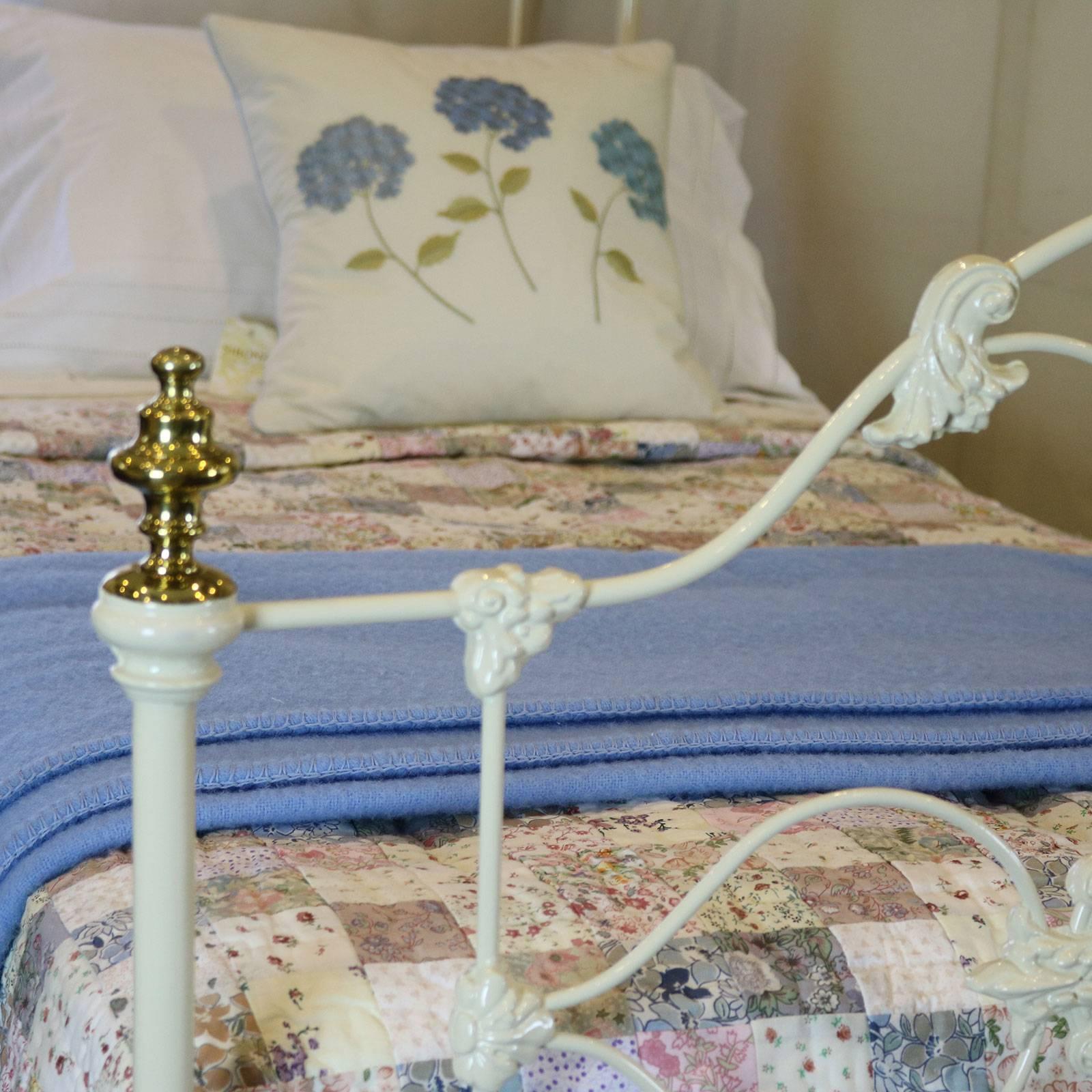 Late 19th Century Mid-Victorian Cast Iron Single Bed