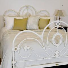 Iron Hoop Bed in Cream