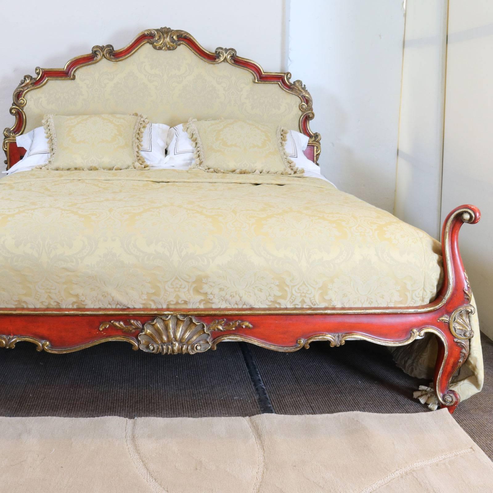 Italian Rococo Upholstered Bed In Excellent Condition In Wrexham, GB