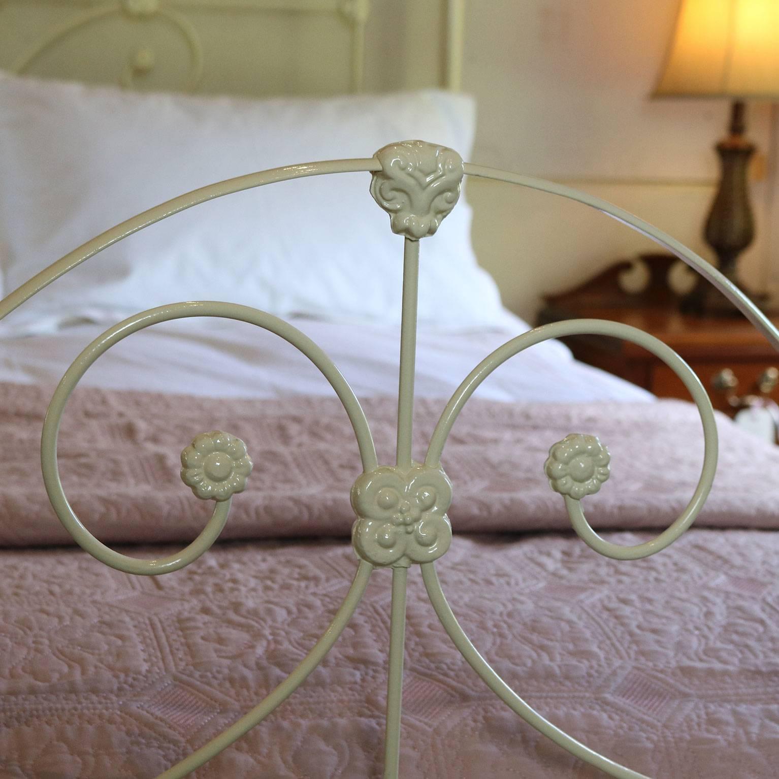 Cast Iron and Brass Bed MK111 1