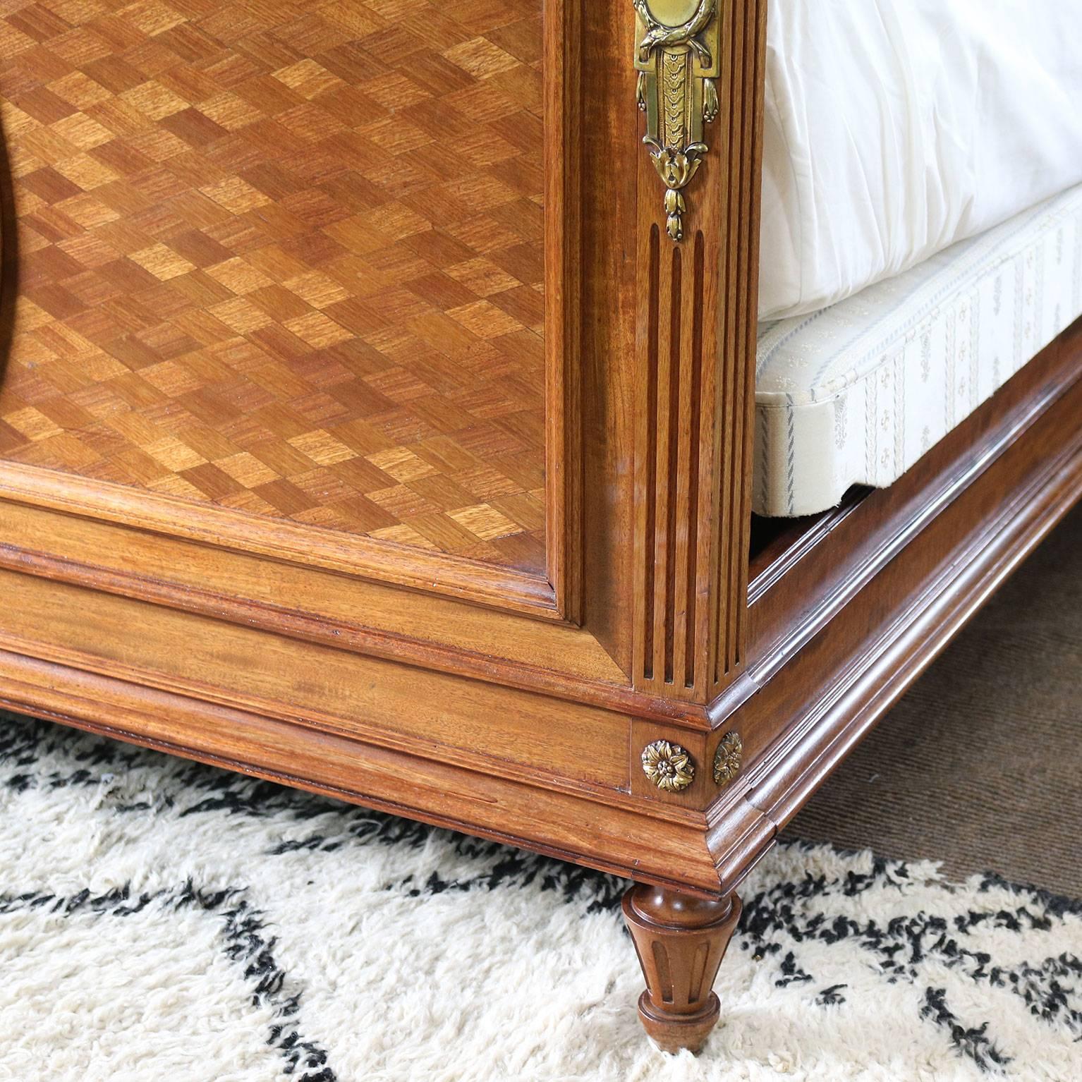 Inlaid Parquetry Bed WK77 1