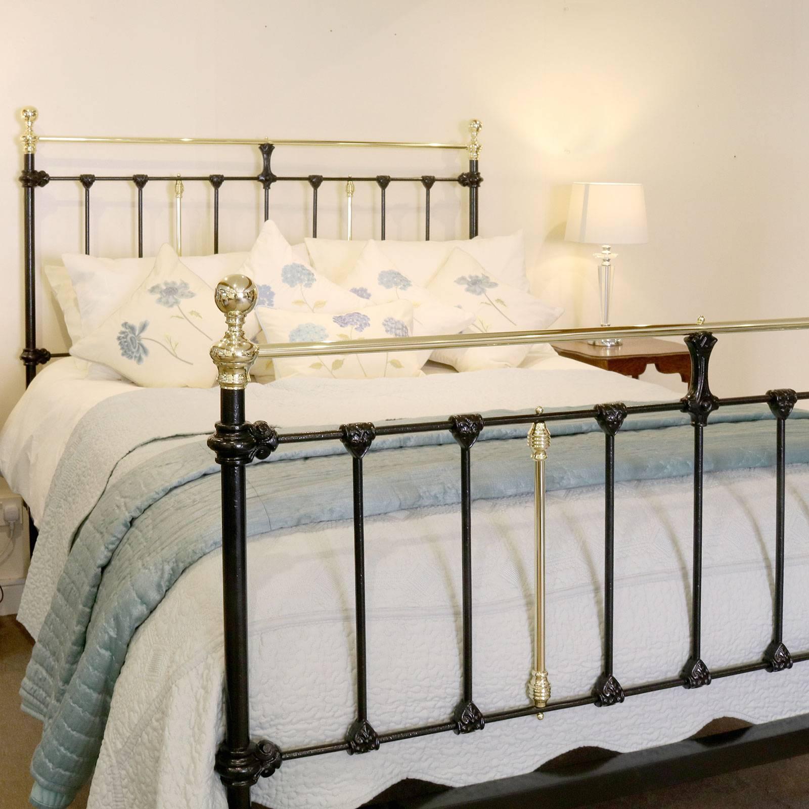 Late 19th Century Brass and Iron Bed in Black, MK113