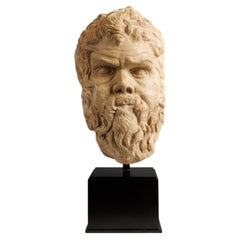 Kopf eines Satyr. Antikes Rom, 2. Jahrhundert n. Chr. Marmor. Höhe 34 cm.